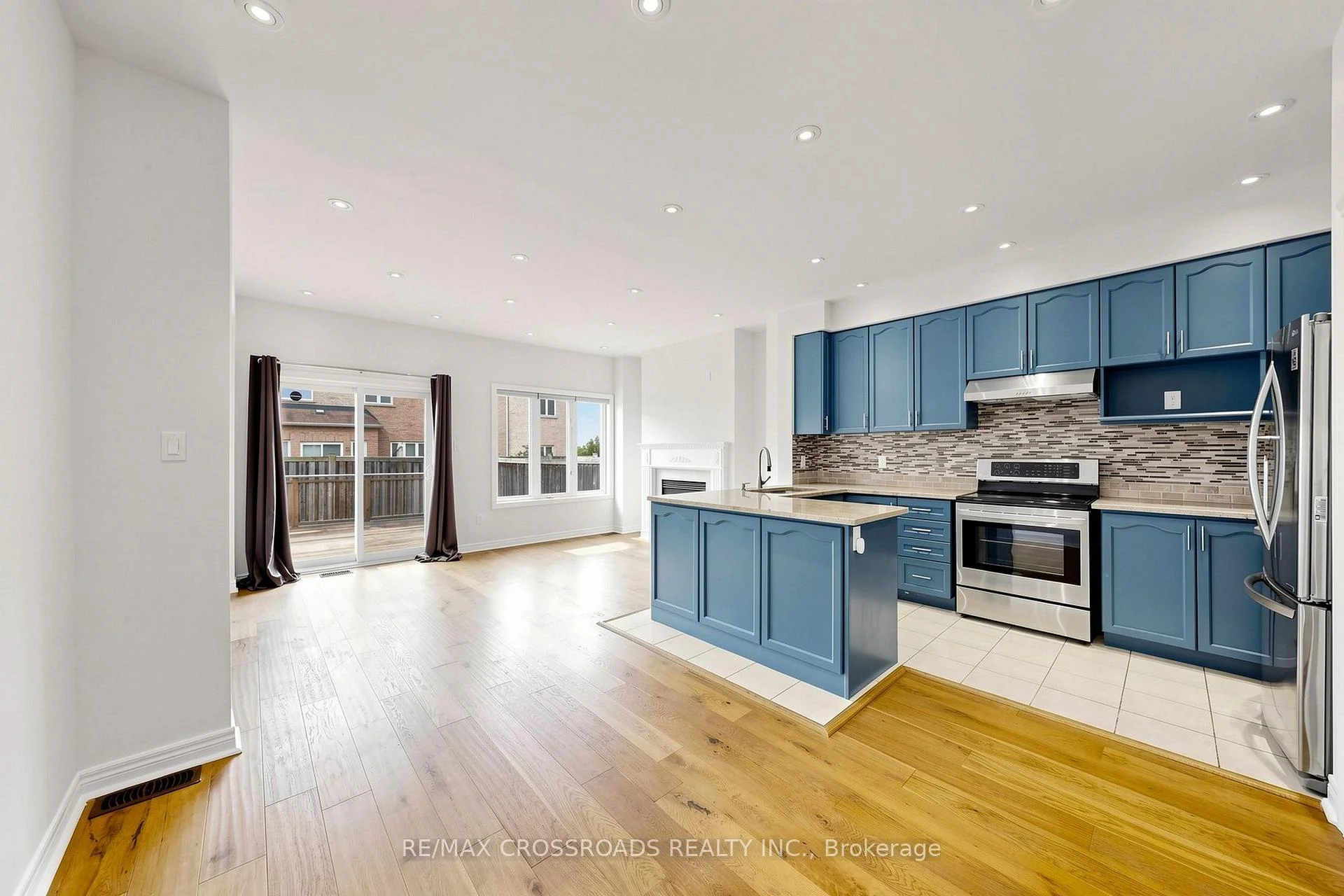 Photo 17 of 51 Borjana Boulevard, Vaughan, Patterson — HOMEH