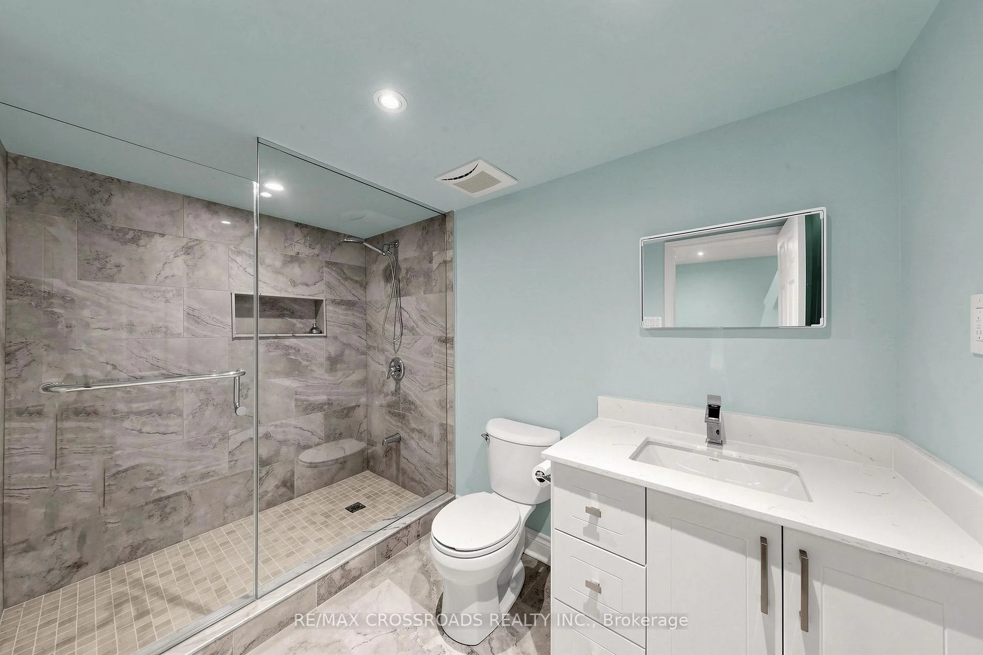 Photo 44 of 51 Borjana Boulevard, Vaughan, Patterson — HOMEH