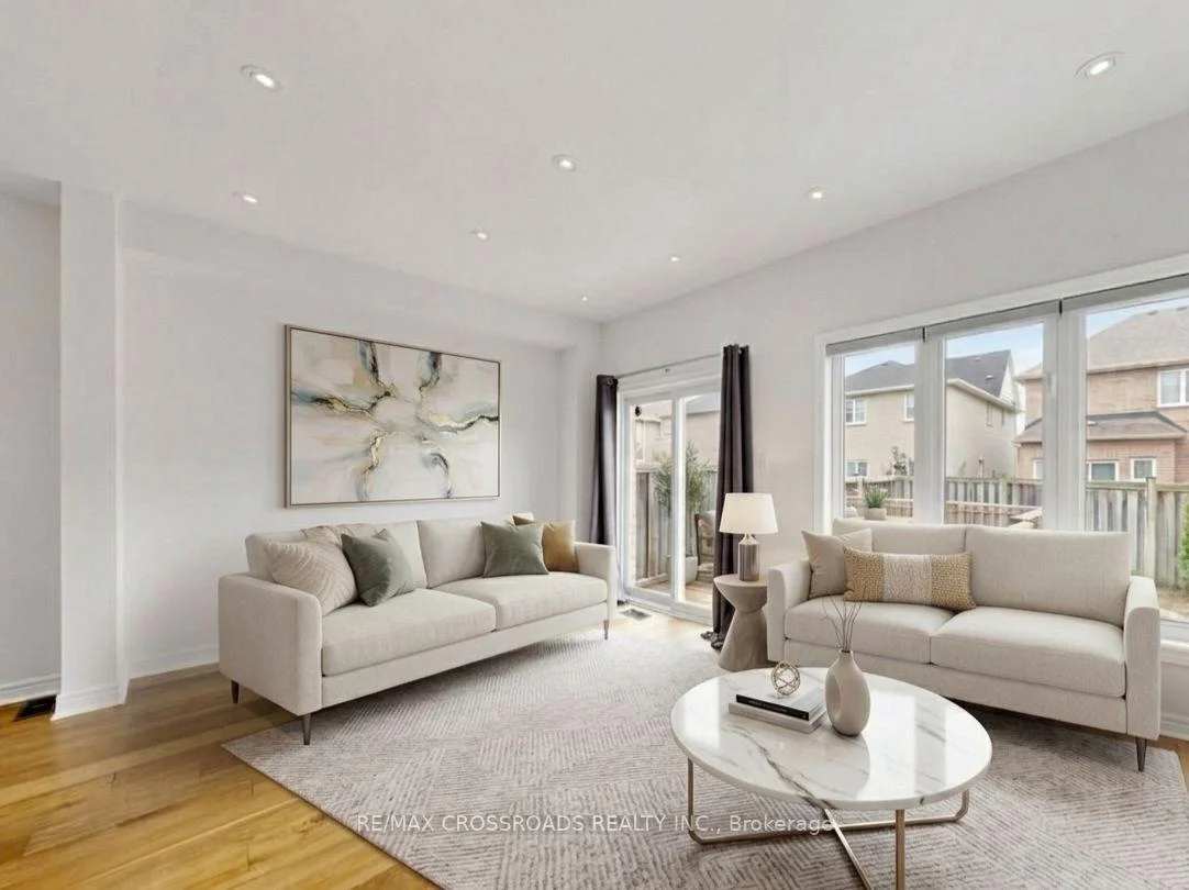 Photo 6 of 51 Borjana Boulevard, Vaughan, Patterson — HOMEH