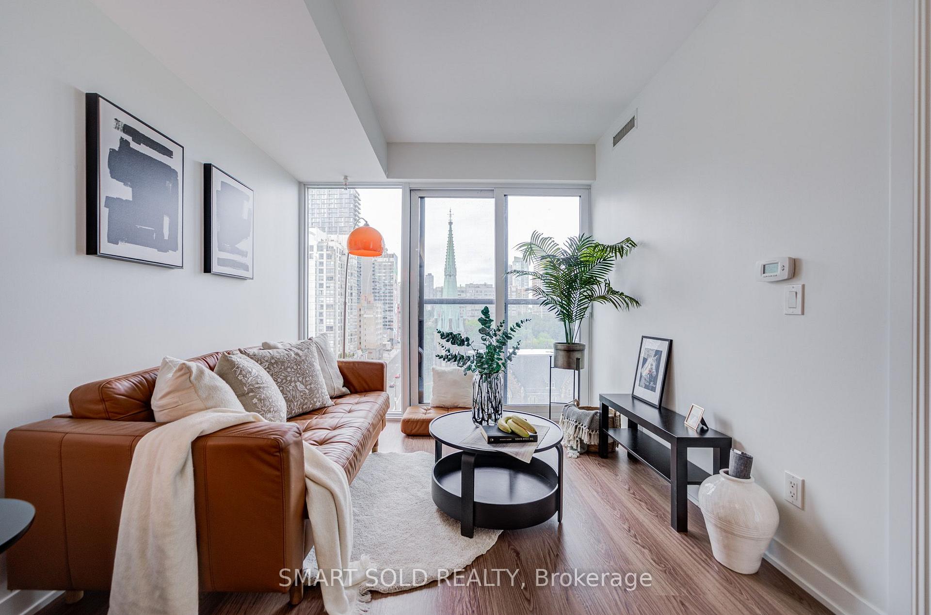 Photo 2 of Unit 907, 319 Jarvis Street, Toronto, Church-Yonge Corridor — HOMEH