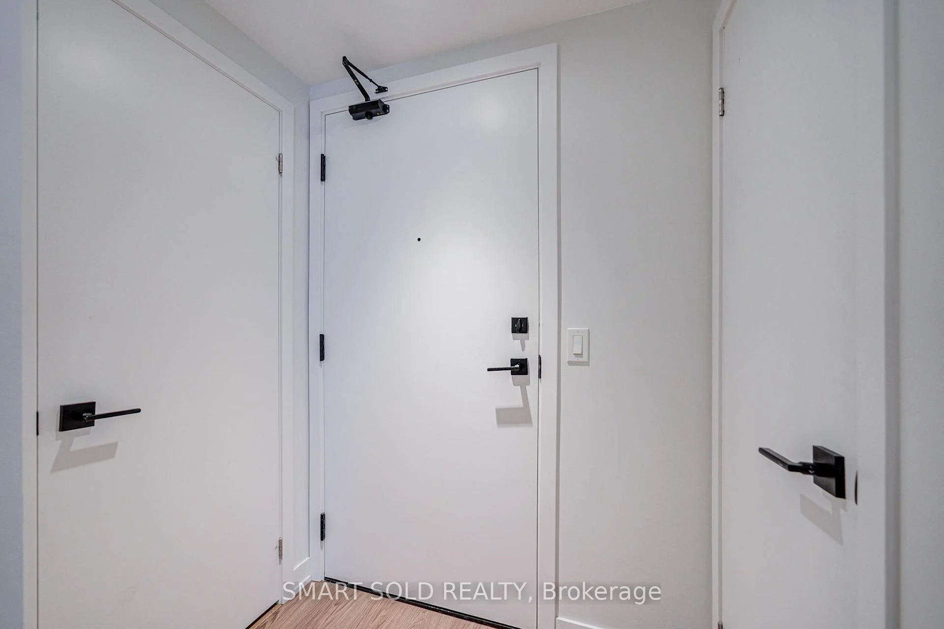 Photo 21 of Unit 907, 319 Jarvis Street, Toronto, Church-Yonge Corridor — HOMEH