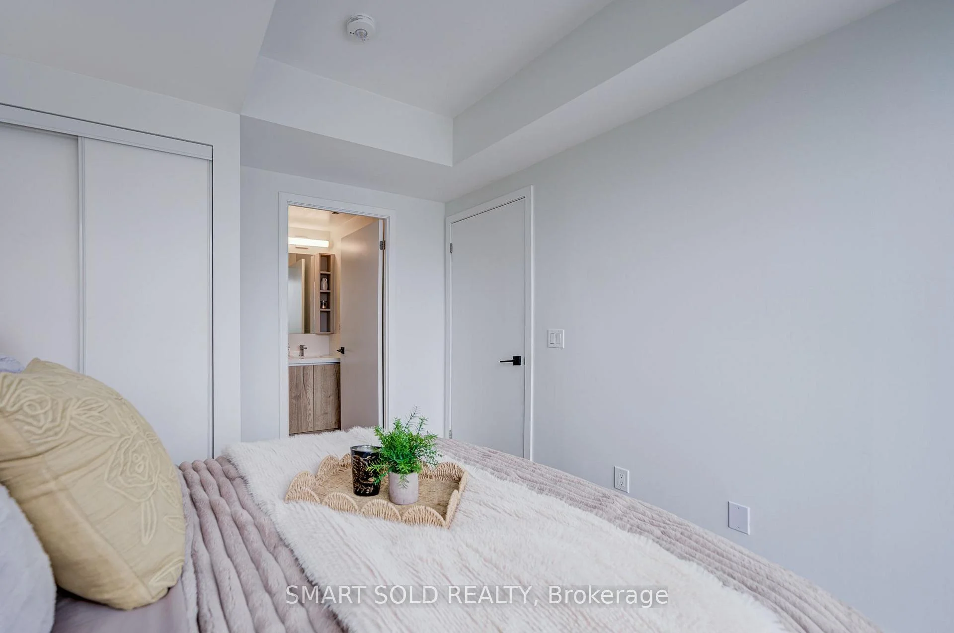 Photo 73 of Unit 907, 319 Jarvis Street, Toronto, Church-Yonge Corridor — HOMEH