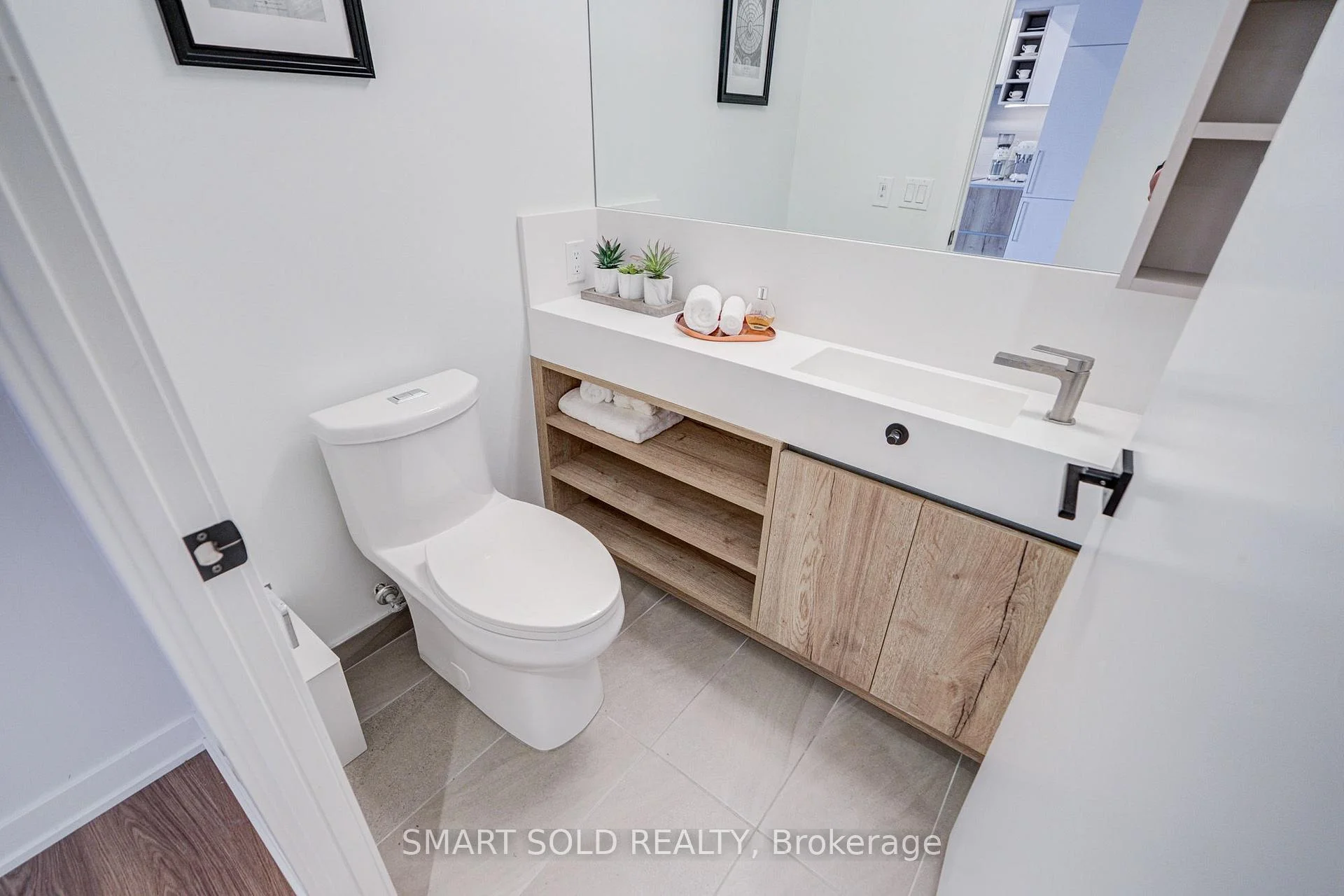 Photo 89 of Unit 907, 319 Jarvis Street, Toronto, Church-Yonge Corridor — HOMEH