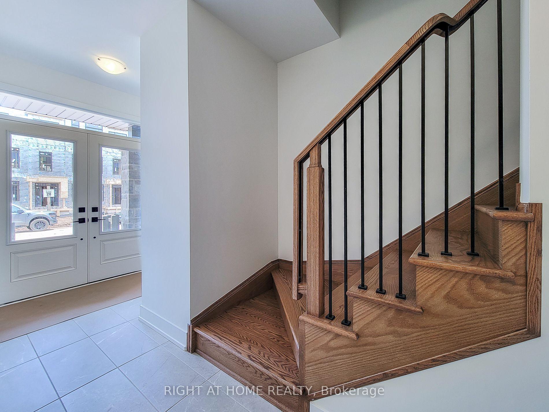 Photo 6 of 1131 Wheat Boom Drive, Oakville, Joshua Meadows — HOMEH