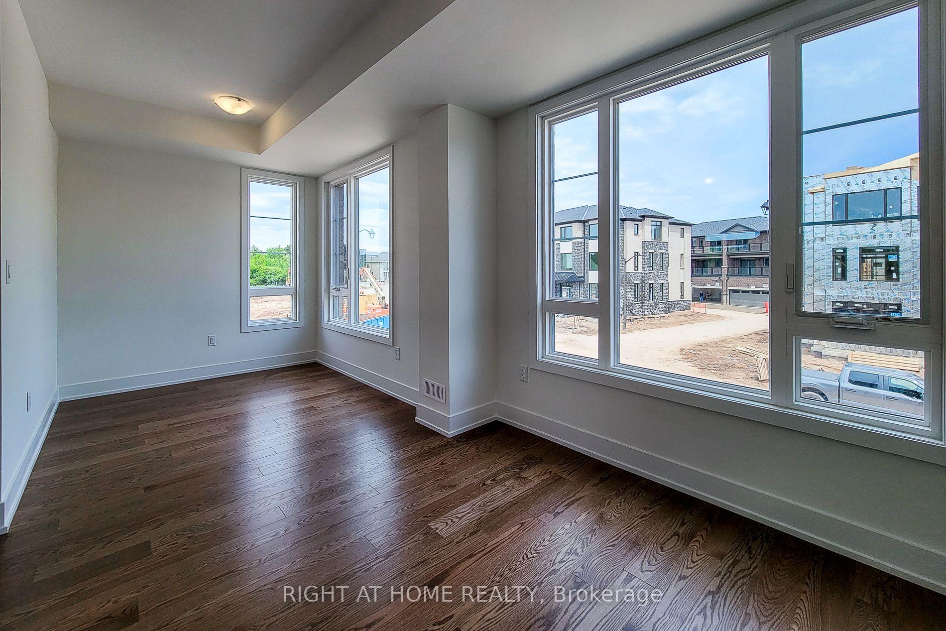 Photo 12 of 1131 Wheat Boom Drive, Oakville, Joshua Meadows — HOMEH