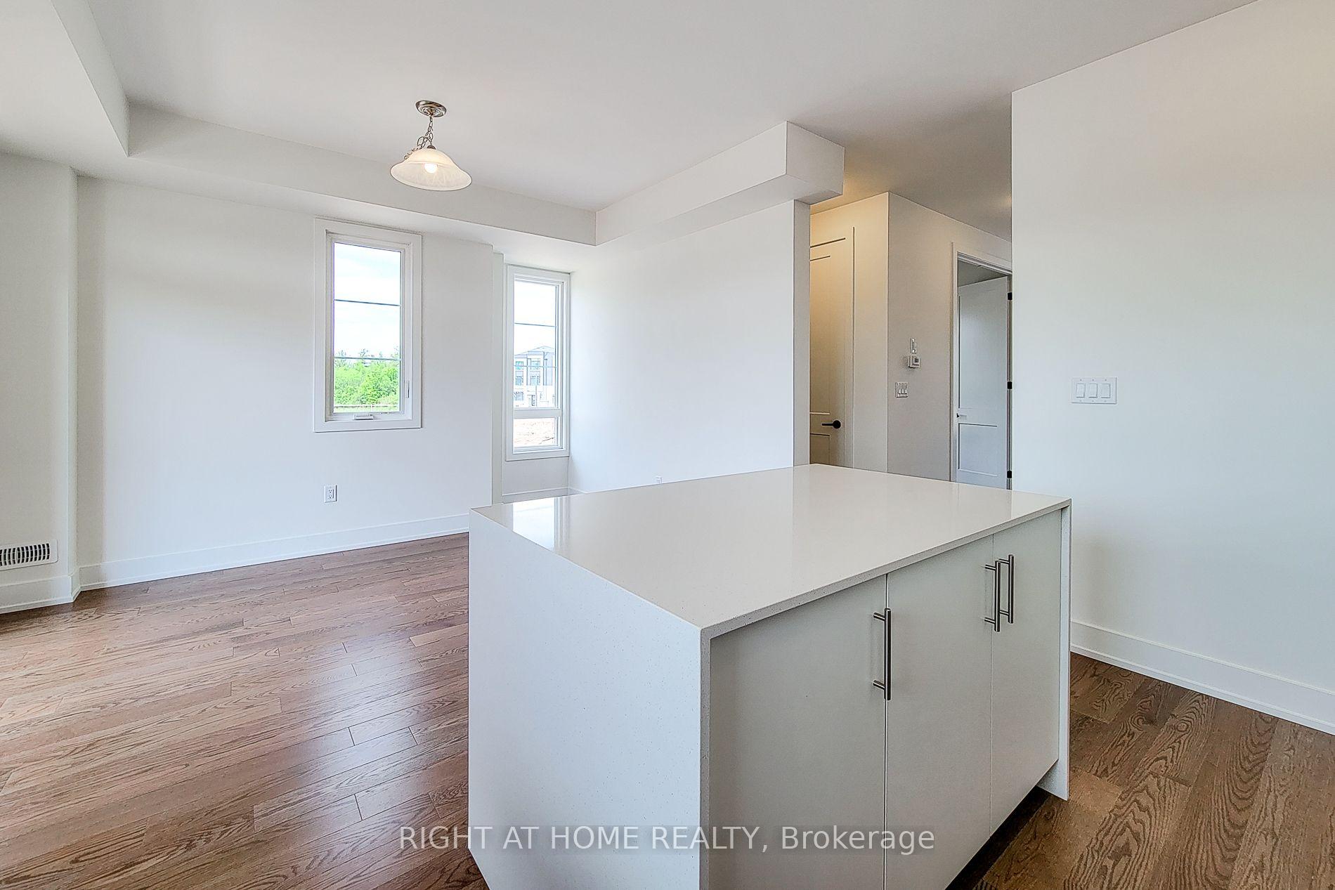Photo 18 of 1131 Wheat Boom Drive, Oakville, Joshua Meadows — HOMEH