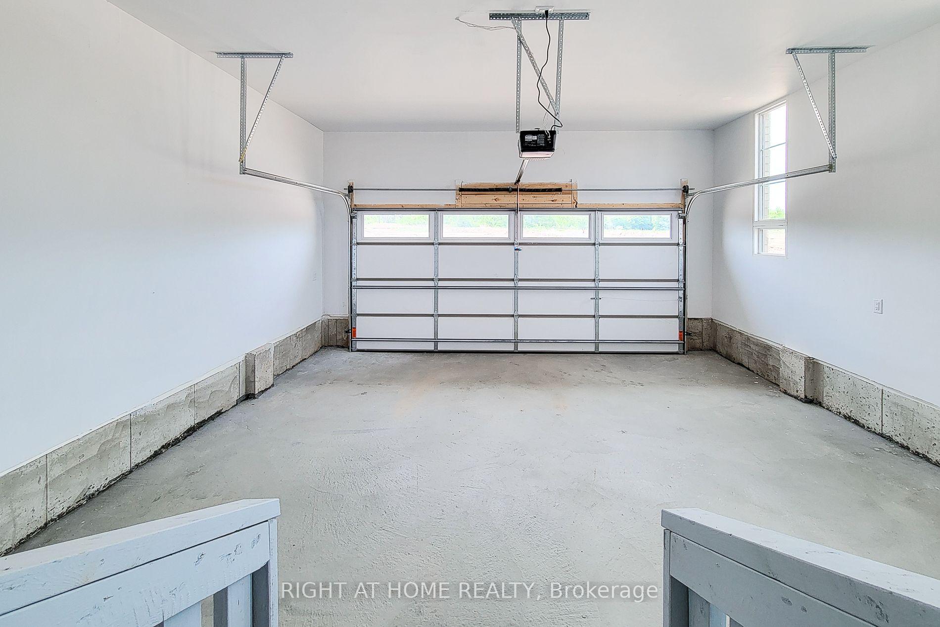 Photo 45 of 1131 Wheat Boom Drive, Oakville, Joshua Meadows — HOMEH
