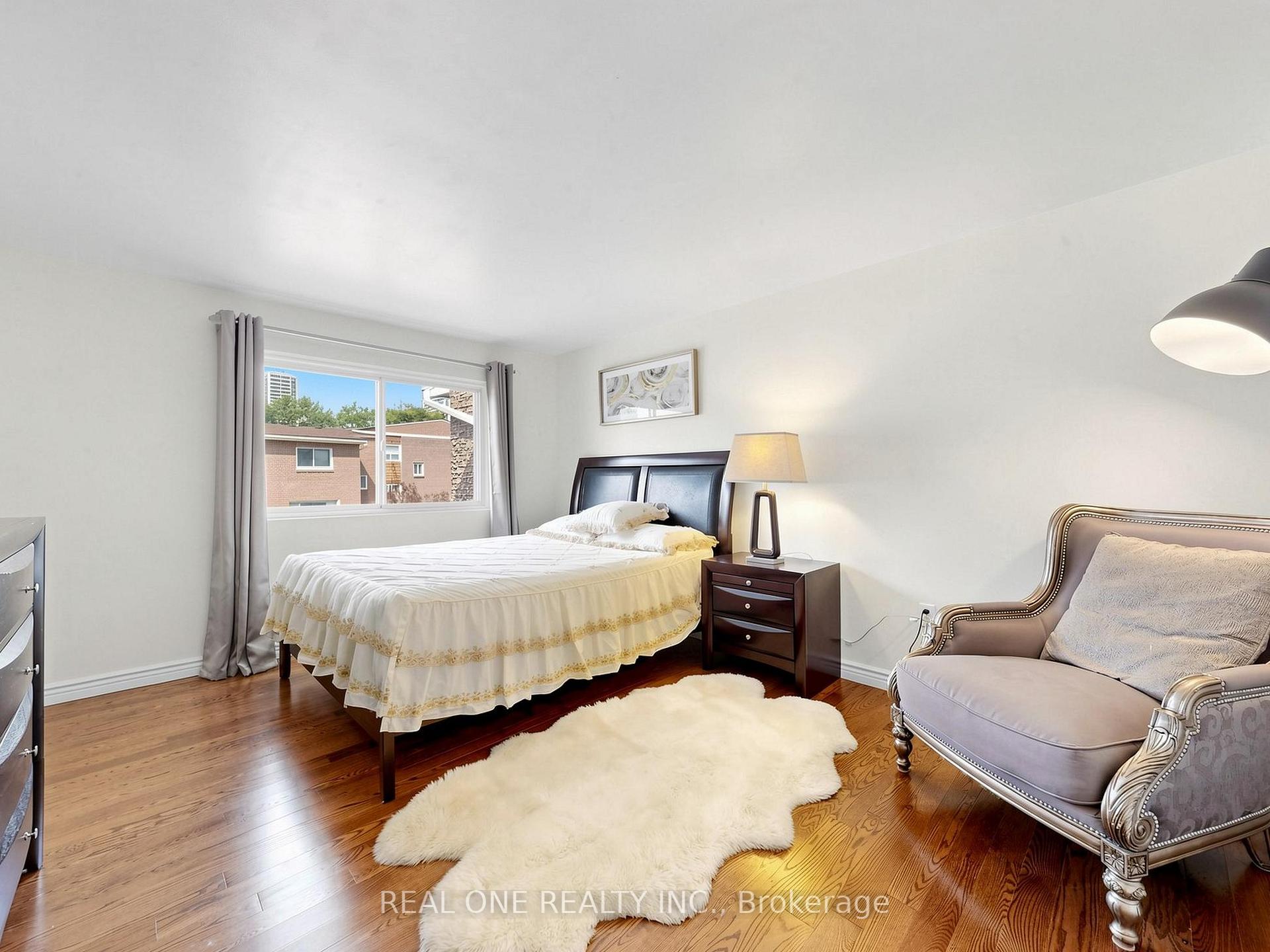 Photo 25 of 174 Rusty Crestway, North York, Don Valley Village — HOMEH