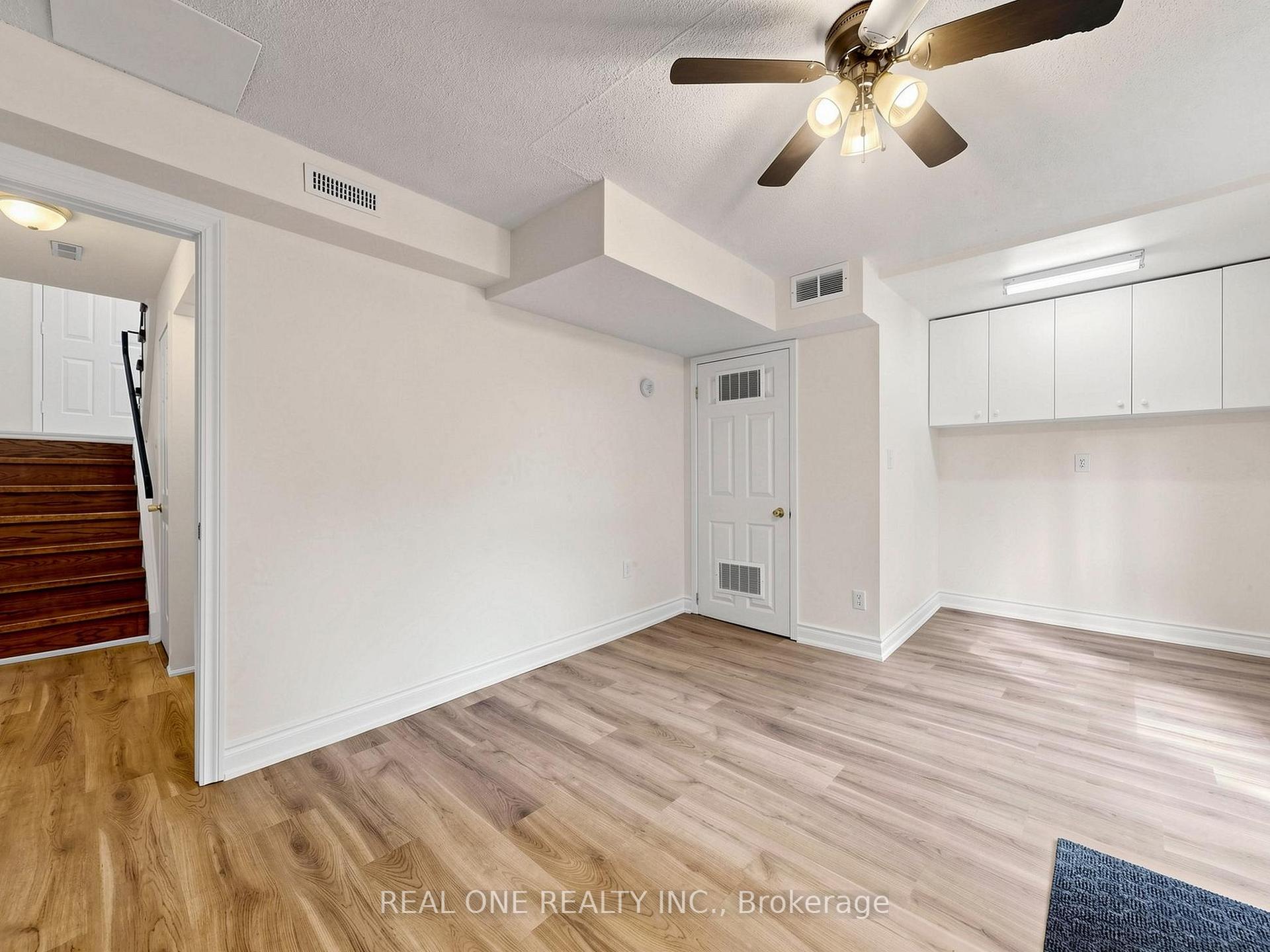 Photo 39 of 174 Rusty Crestway, North York, Don Valley Village — HOMEH