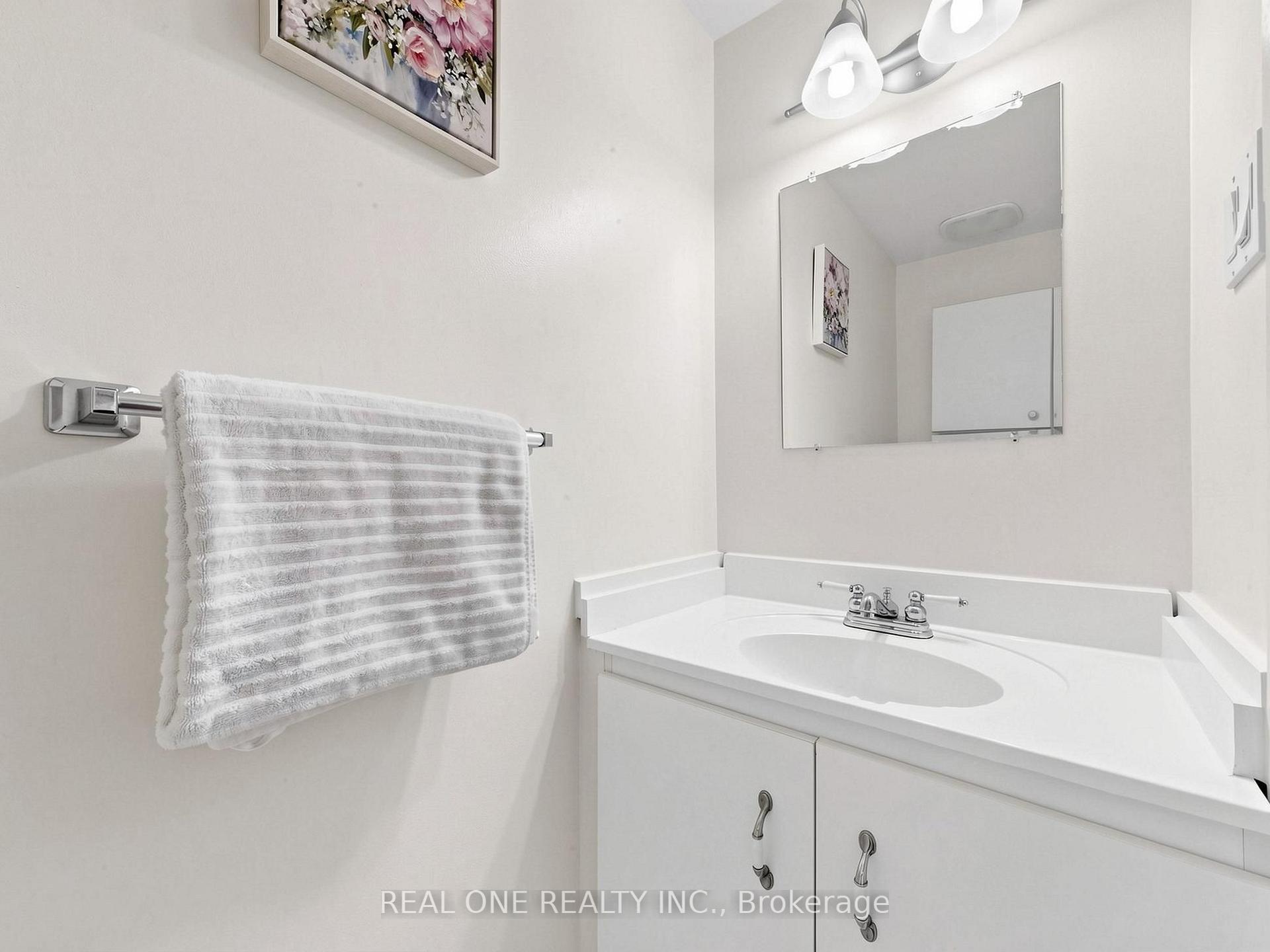 Photo 42 of 174 Rusty Crestway, North York, Don Valley Village — HOMEH
