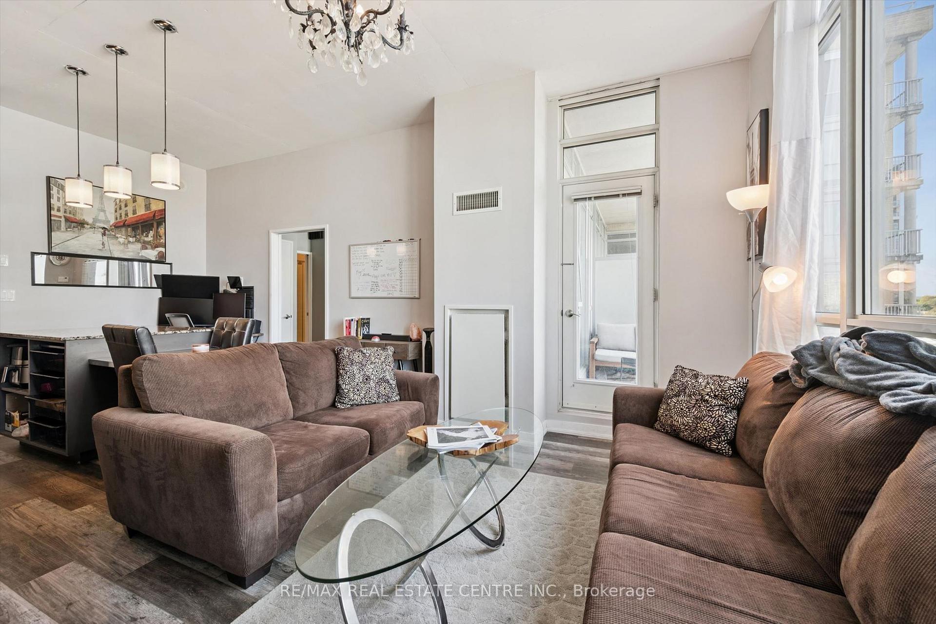 Photo 16 of Unit 802, 191 King Street S, Waterloo, Uptown West — HOMEH