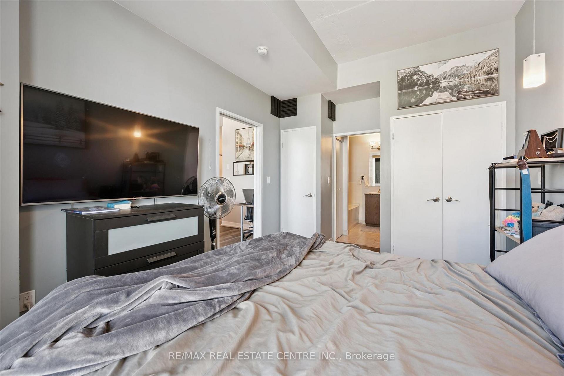 Photo 21 of Unit 802, 191 King Street S, Waterloo, Uptown West — HOMEH