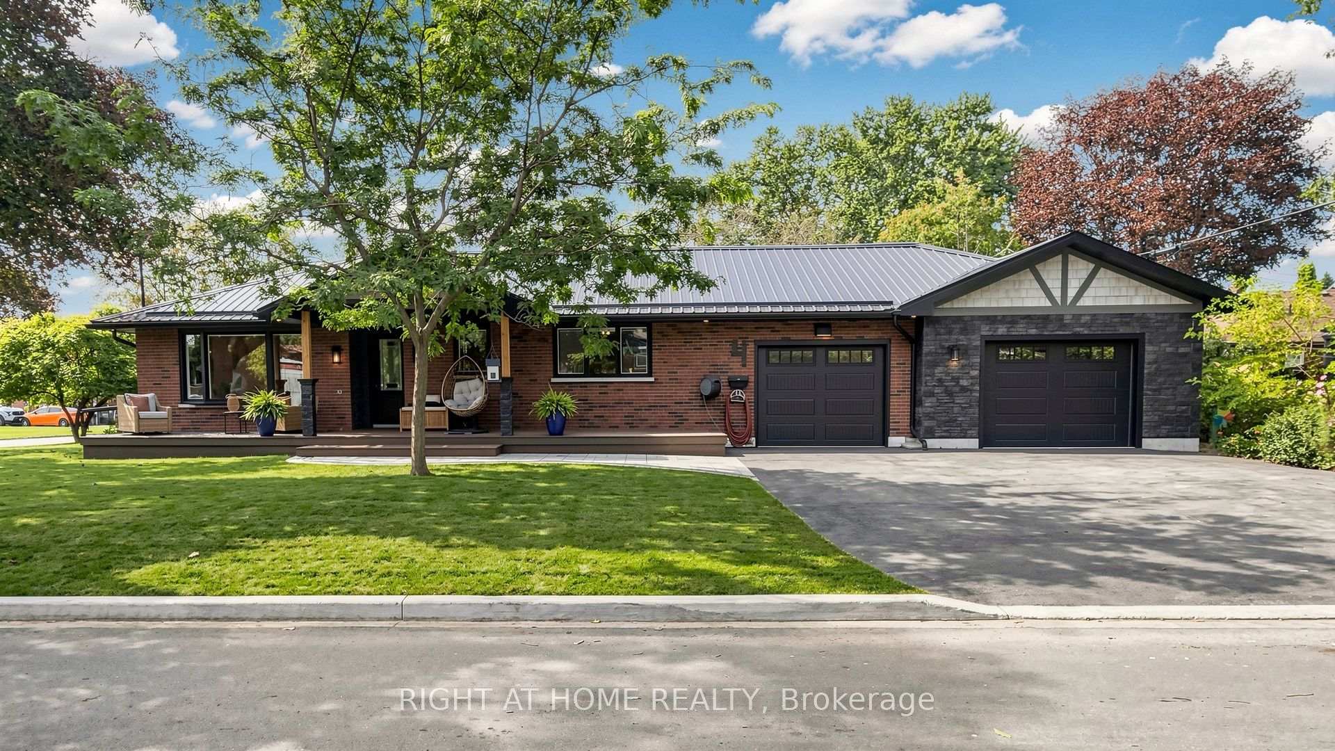 Photo 1 of 4 Flett Street, Clarington, Bowmanville — HOMEH