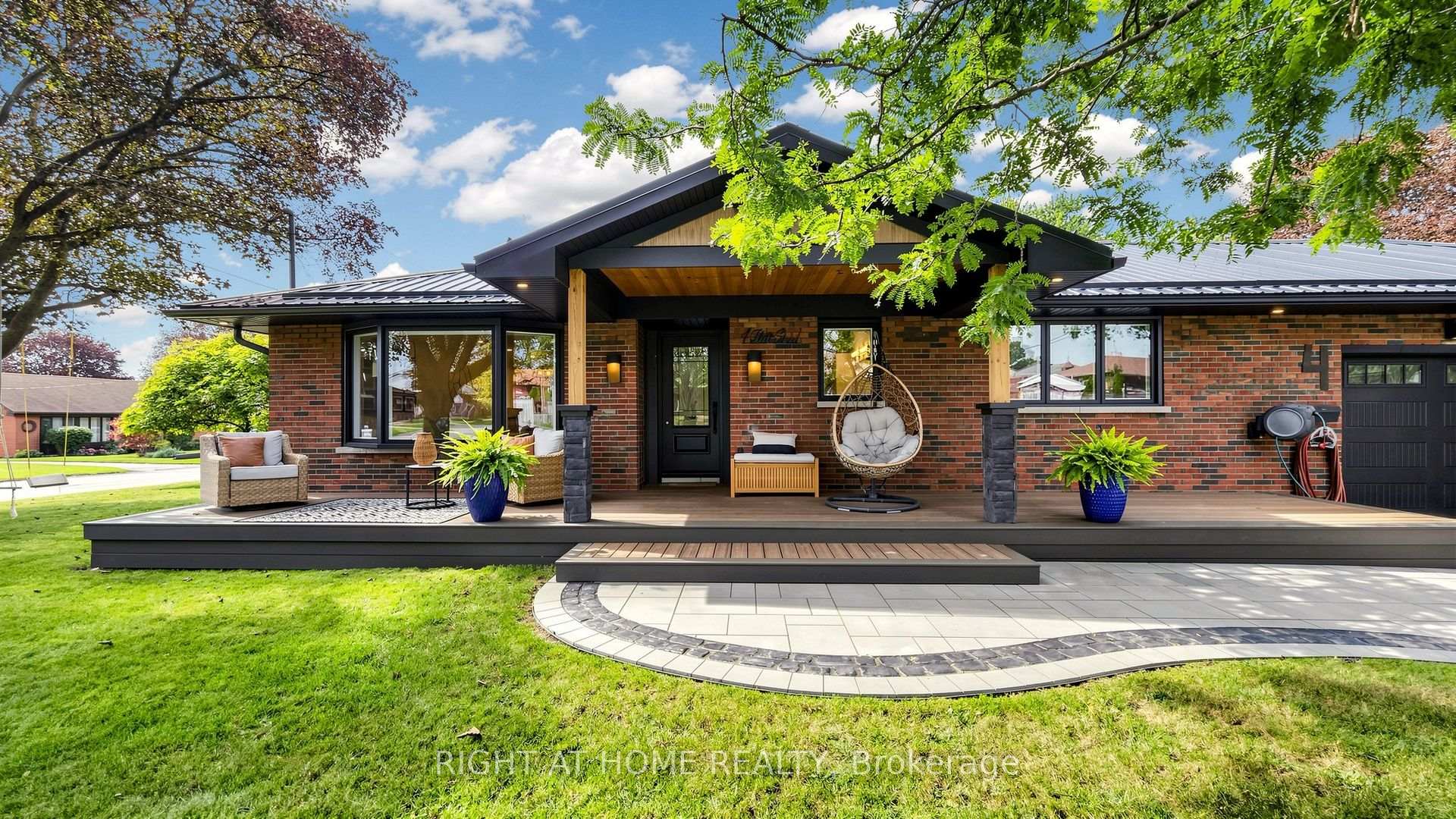 Photo 3 of 4 Flett Street, Clarington, Bowmanville — HOMEH
