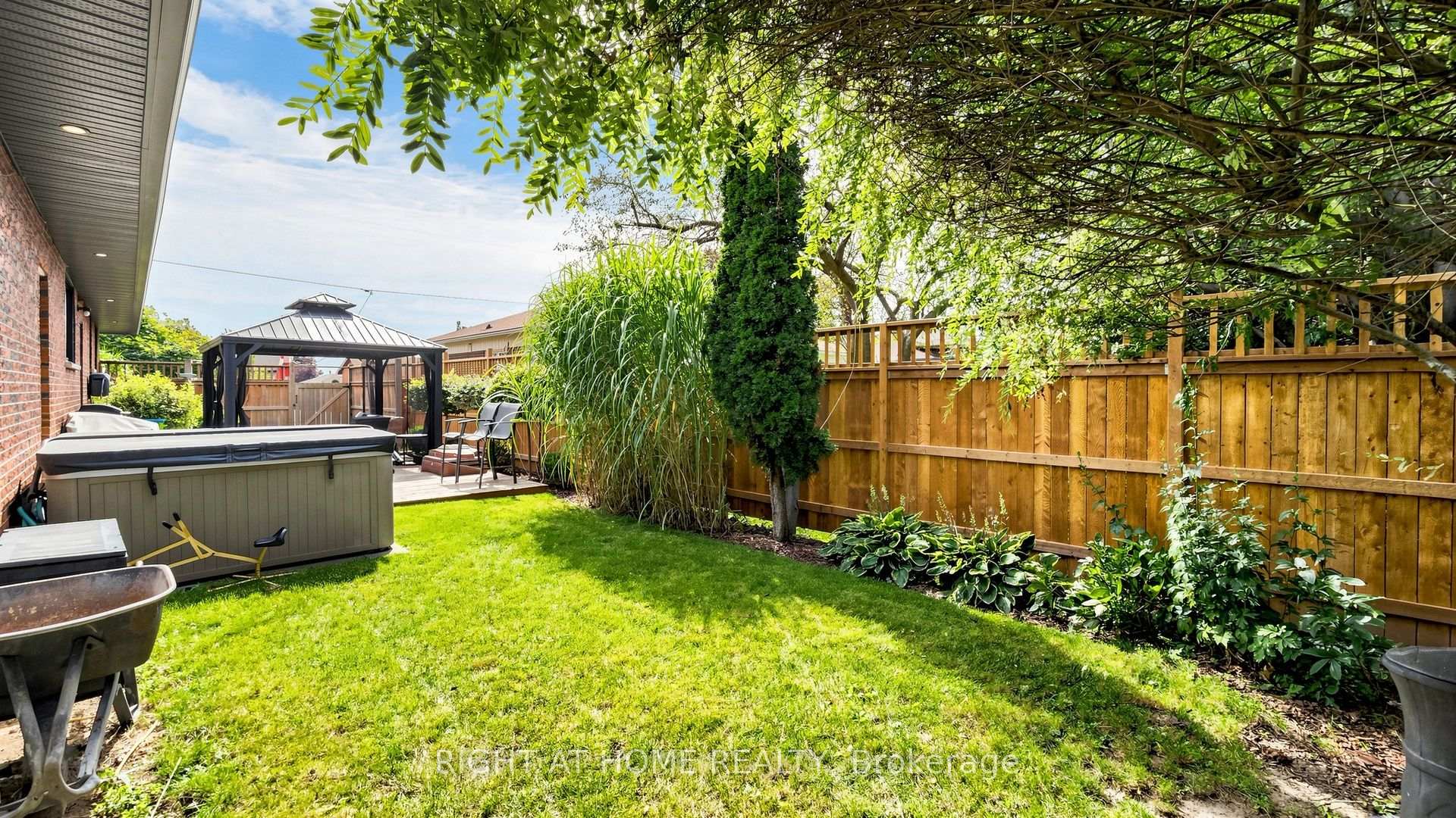 Photo 30 of 4 Flett Street, Clarington, Bowmanville — HOMEH
