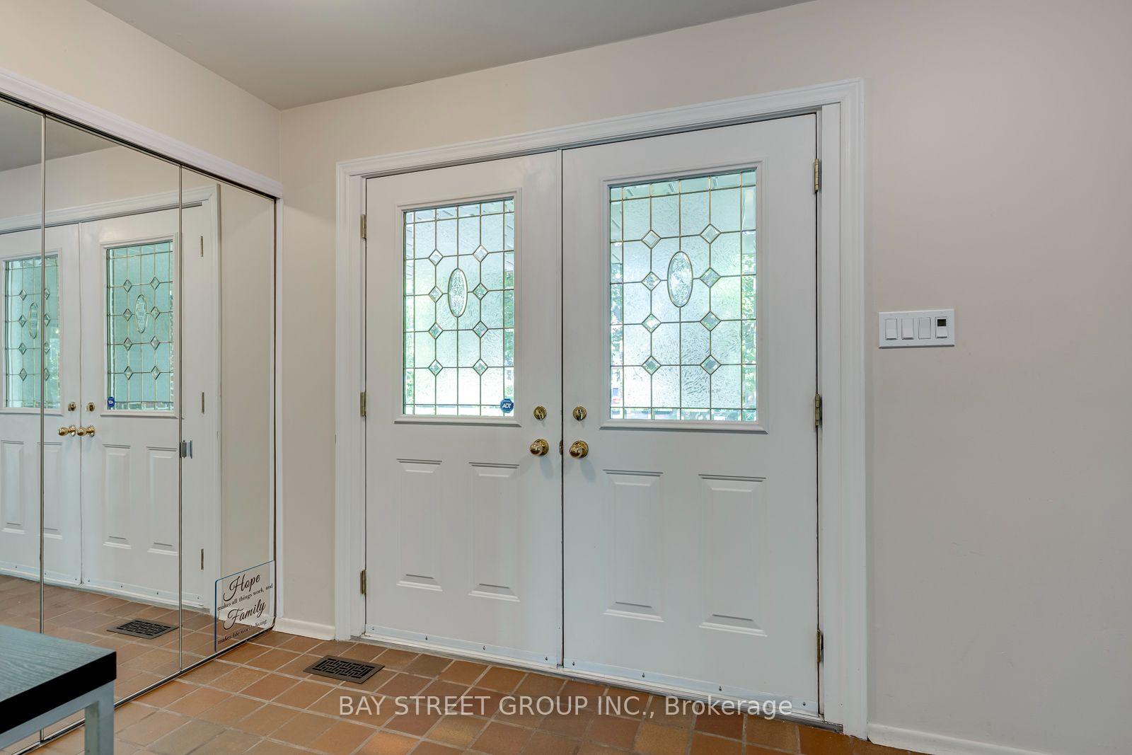 Photo 9 of 216 Beechfield Road, Oakville, Ford — HOMEH
