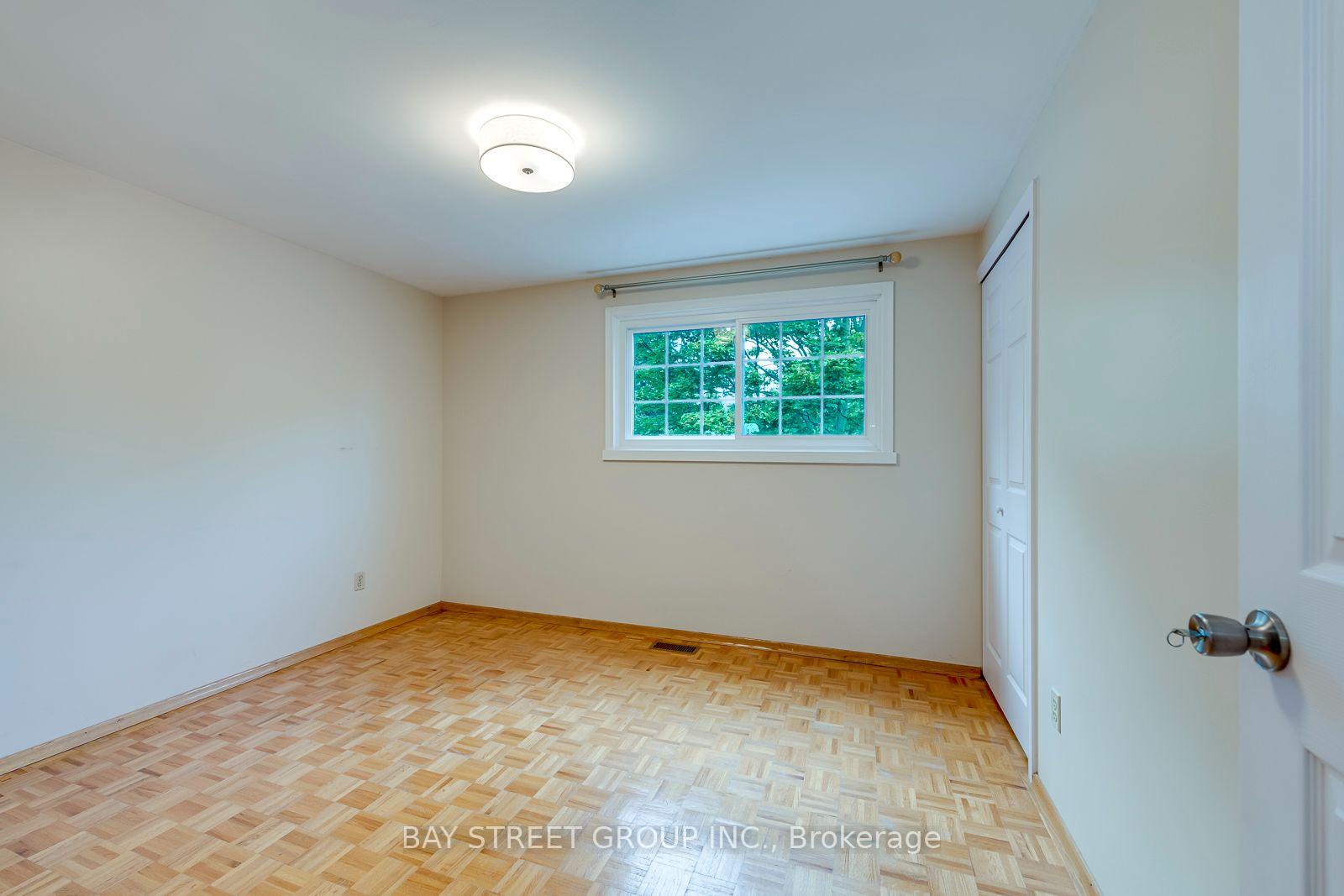 Photo 35 of 216 Beechfield Road, Oakville, Ford — HOMEH