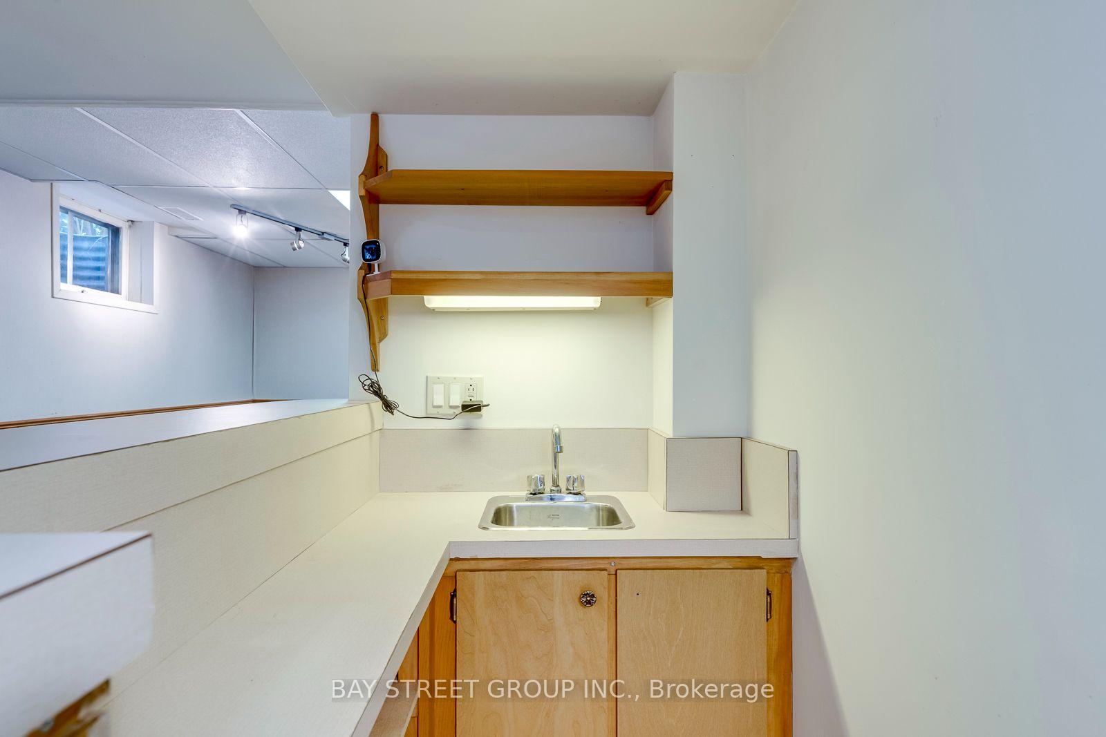 Photo 40 of 216 Beechfield Road, Oakville, Ford — HOMEH