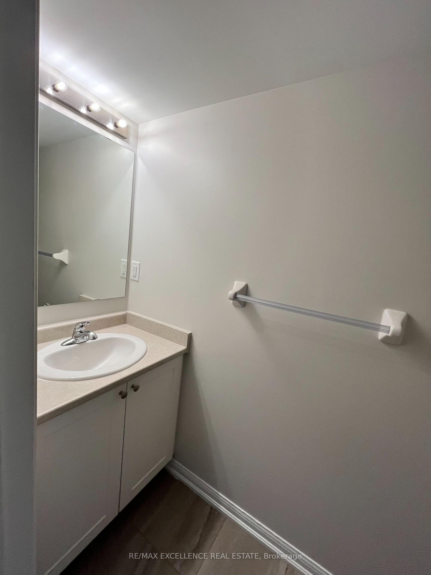 Photo 8 of Unit 180, 250 Sunny Meadow Boulevard, Brampton, Sandringham-Wellington — HOMEH