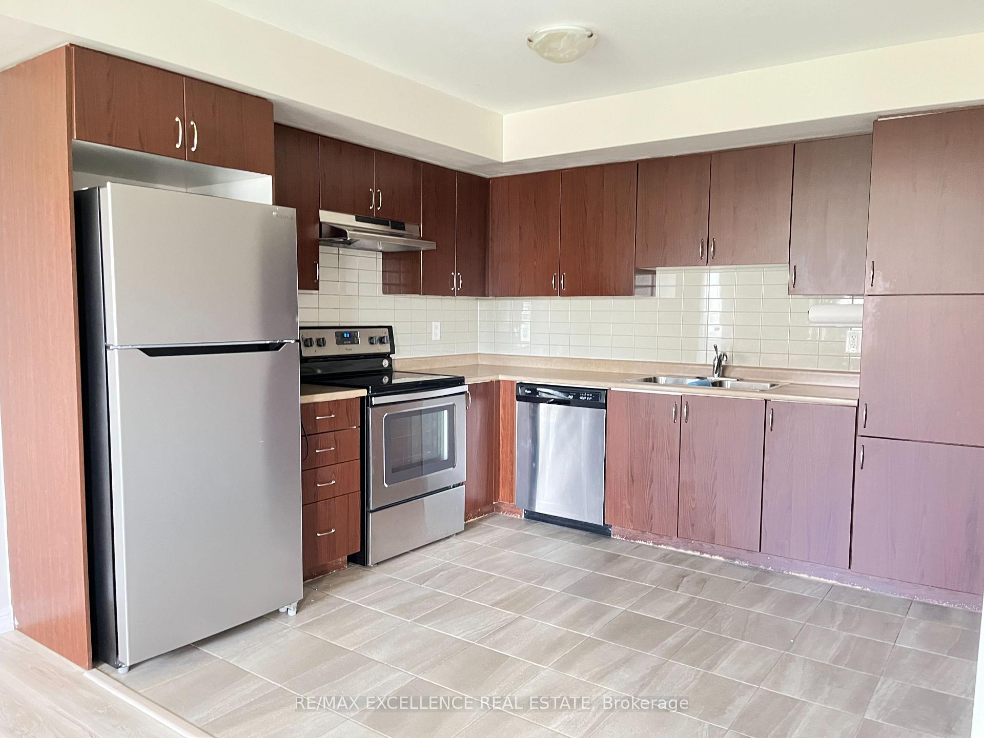 Photo 9 of Unit 180, 250 Sunny Meadow Boulevard, Brampton, Sandringham-Wellington — HOMEH