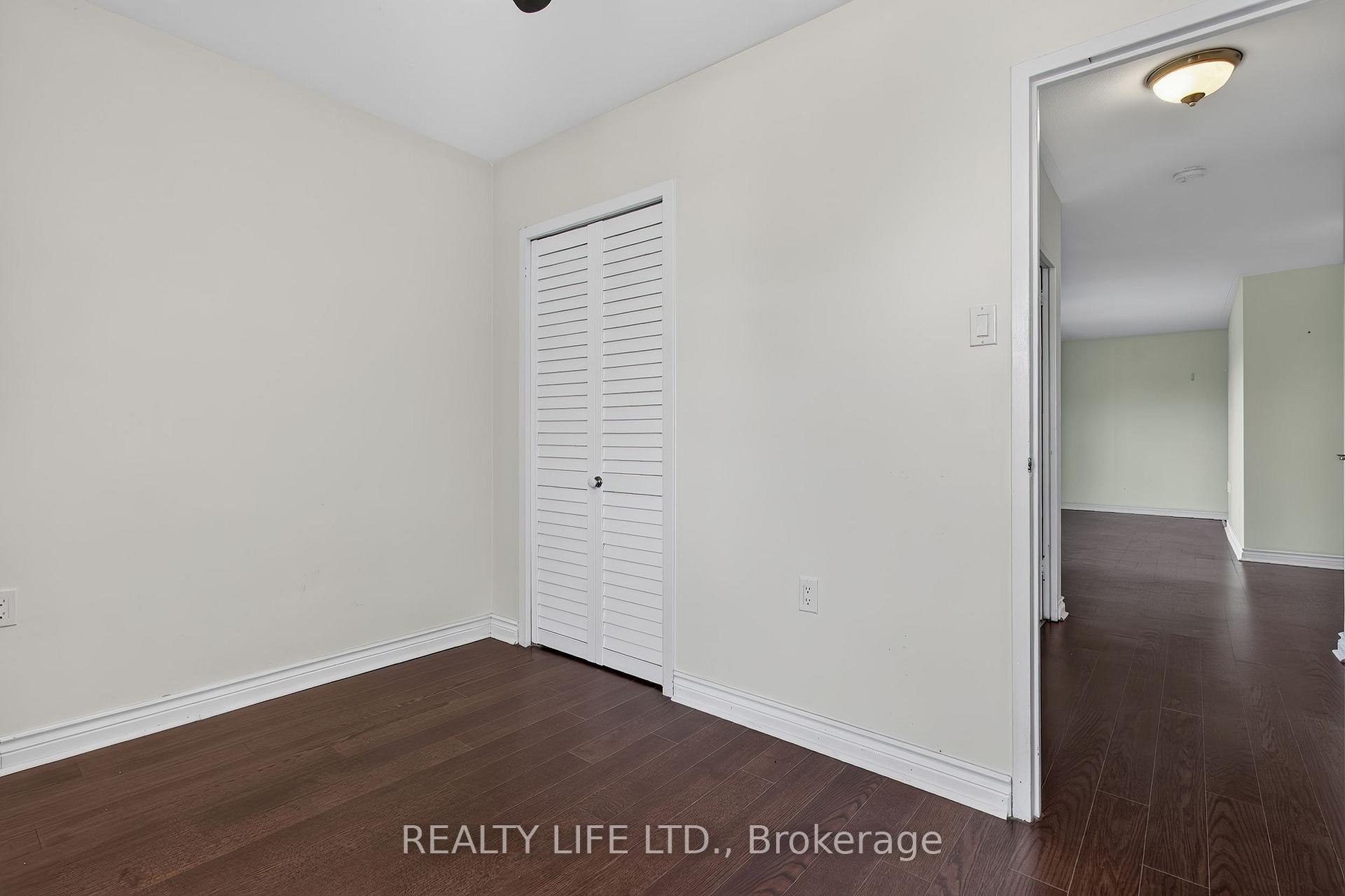 Photo 26 of Unit 502, 41 Lake Shore Drive, Etobicoke, New Toronto — HOMEH