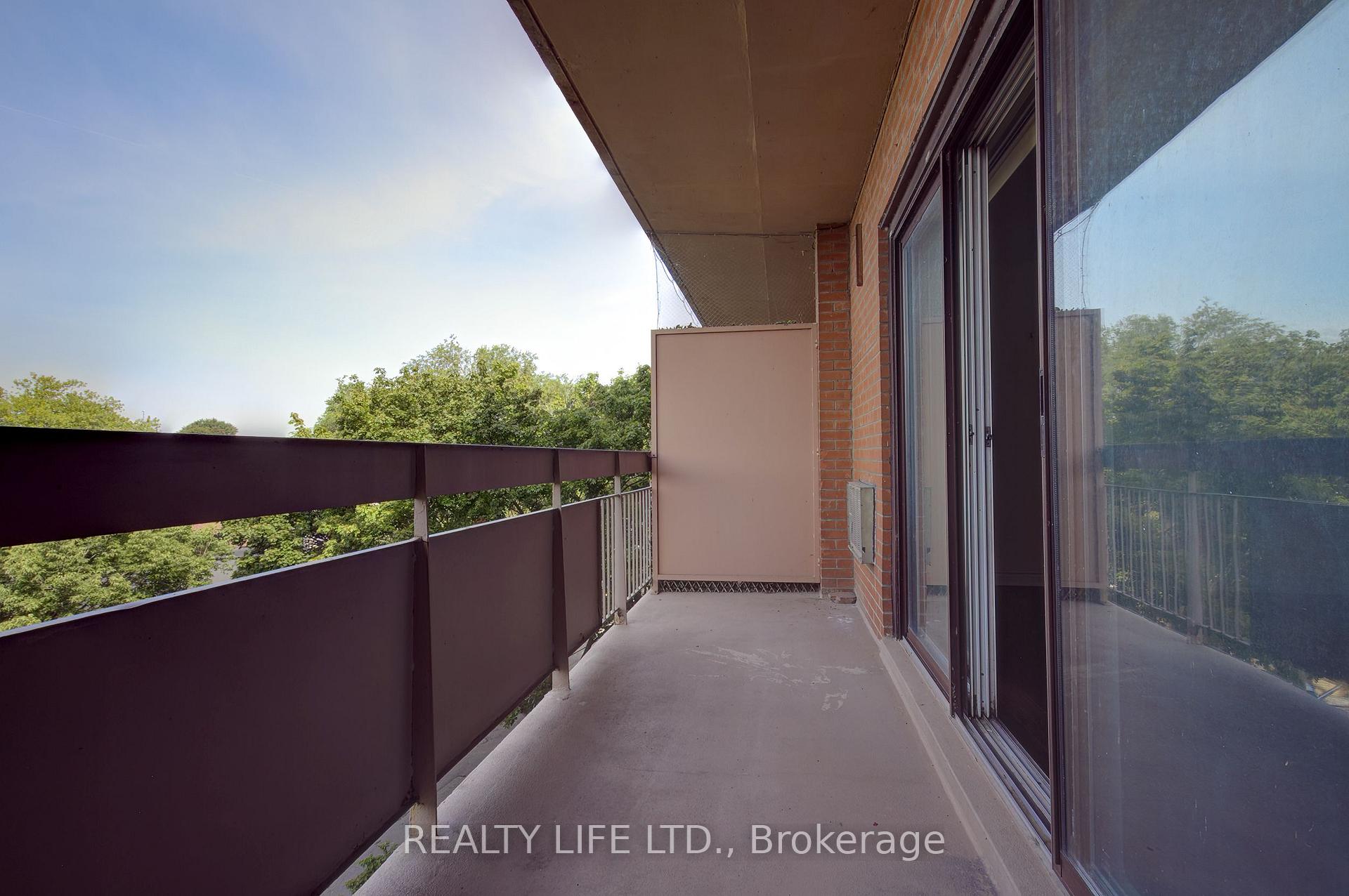 Photo 27 of Unit 502, 41 Lake Shore Drive, Etobicoke, New Toronto — HOMEH