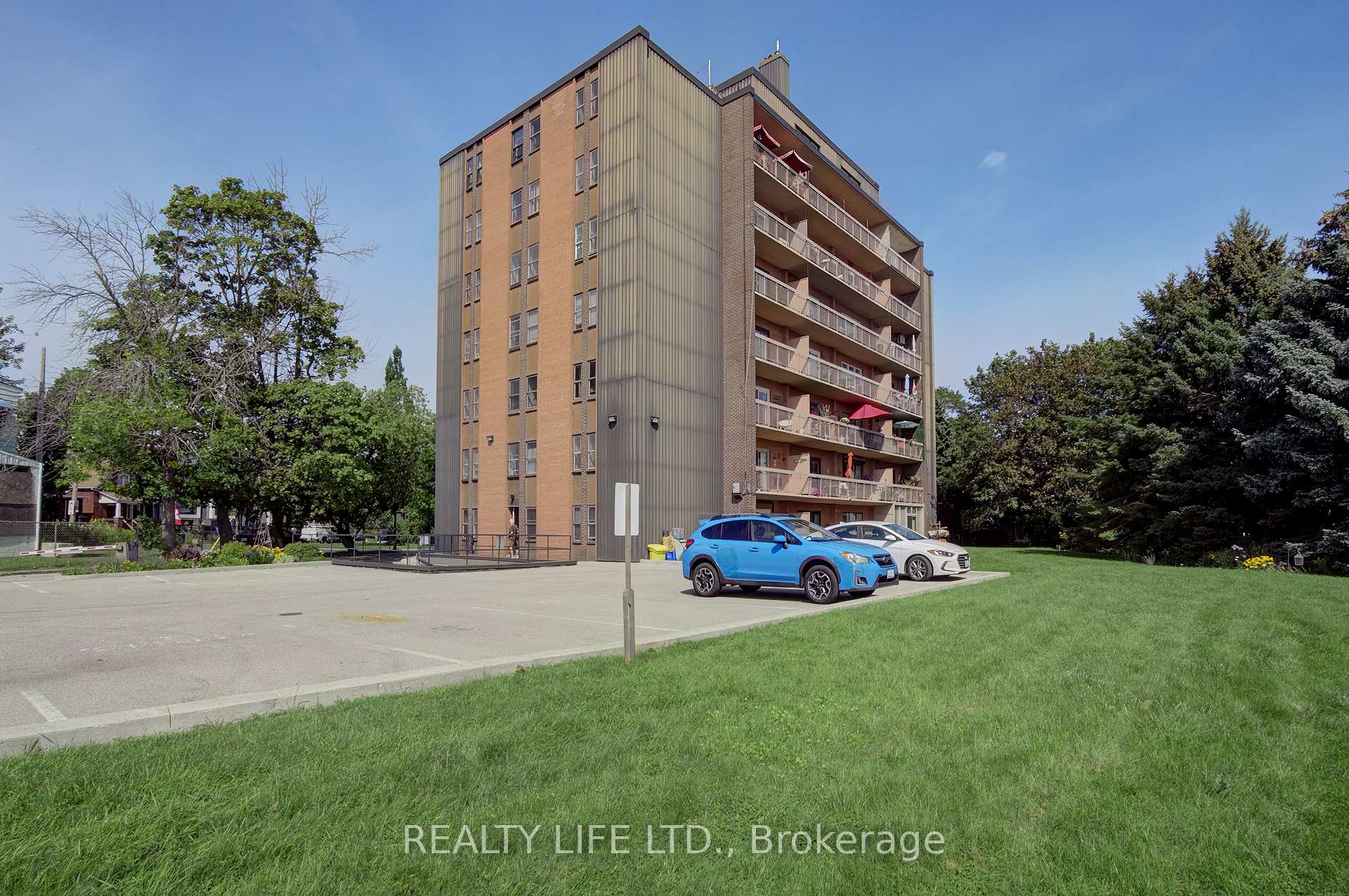 Photo 35 of Unit 502, 41 Lake Shore Drive, Etobicoke, New Toronto — HOMEH