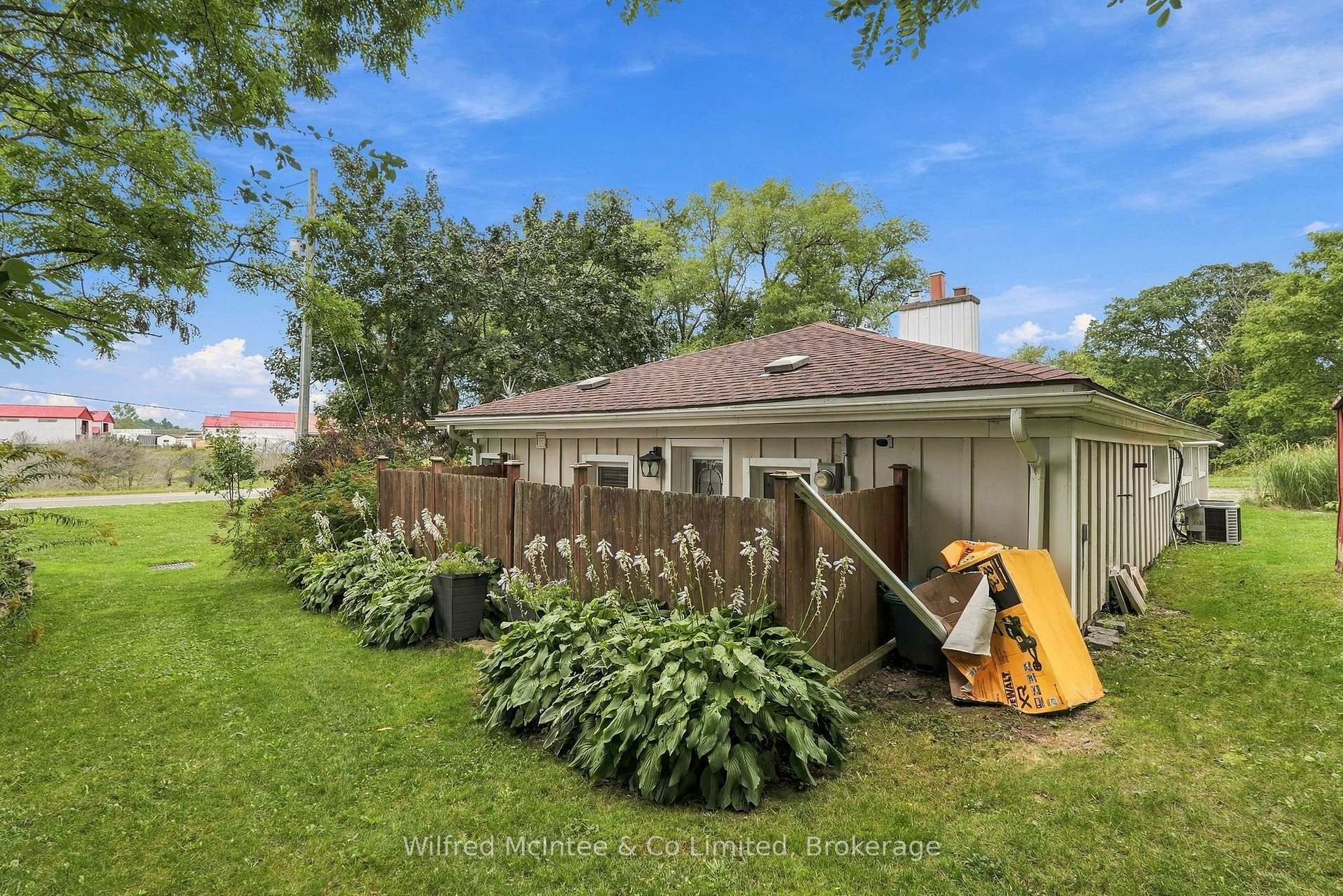 Photo 38 of 2157 Gerber Road, Wellesley — HOMEH