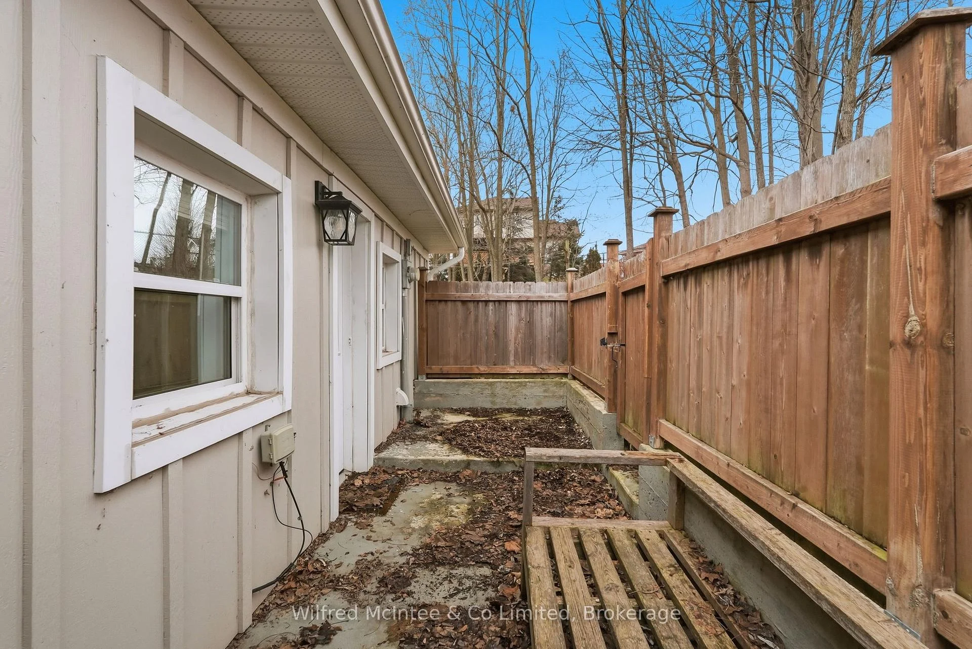 Photo 22 of 2157 Gerber Road, Wellesley — HOMEH