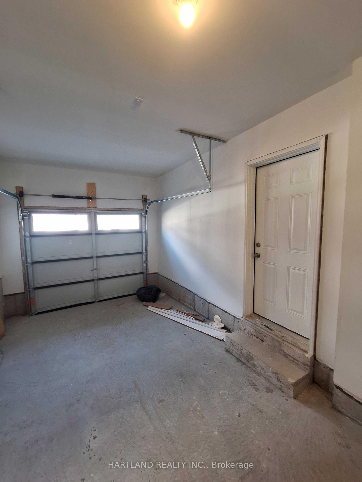 Photo 26 of Unit 407, 1695 Dersan Street, Pickering, Duffin Heights — HOMEH