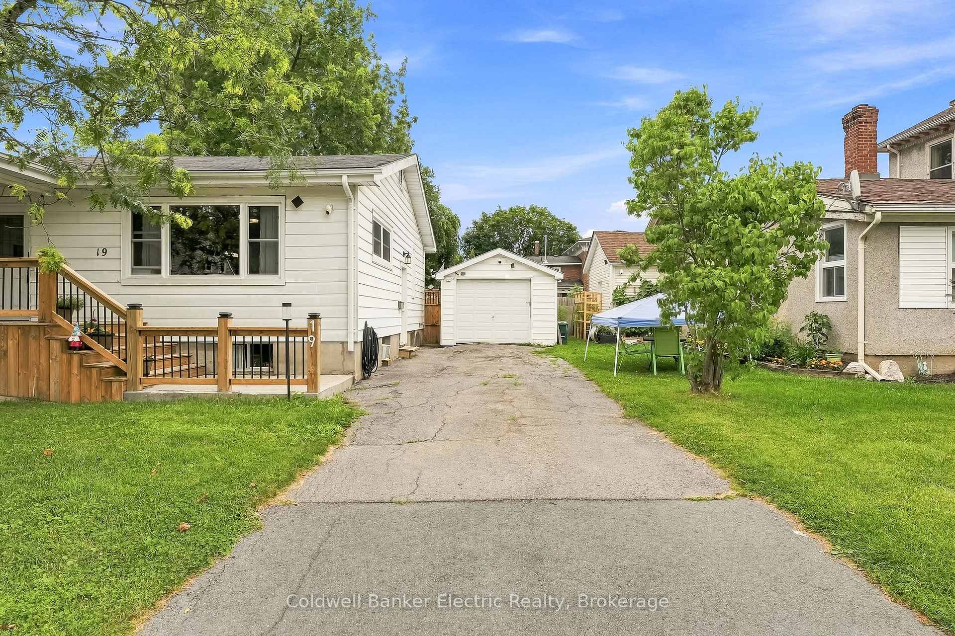 Photo 3 of 19 Graham Street E, Greater Napanee, Greater Napanee — HOMEH