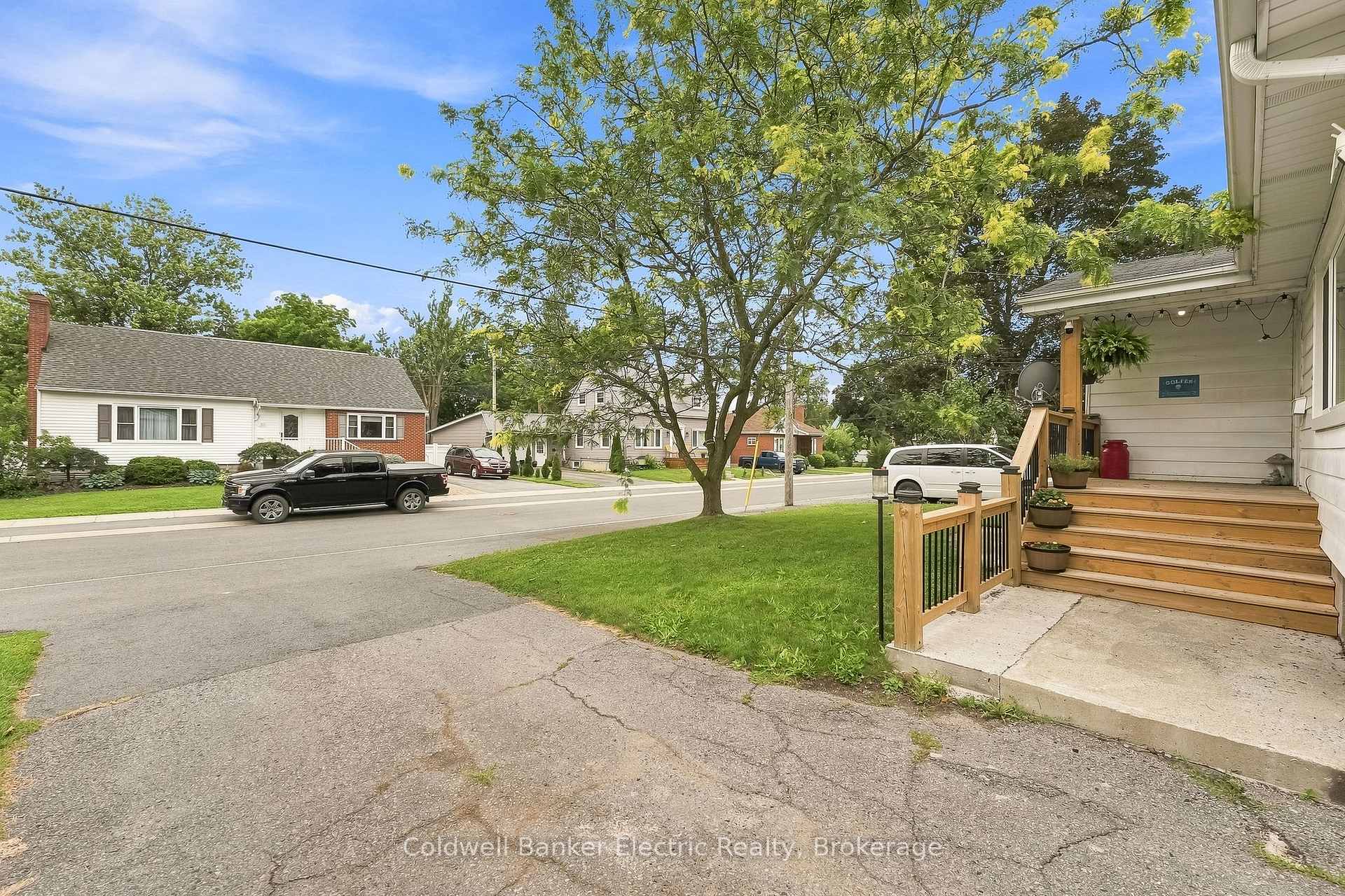 Photo 4 of 19 Graham Street E, Greater Napanee, Greater Napanee — HOMEH