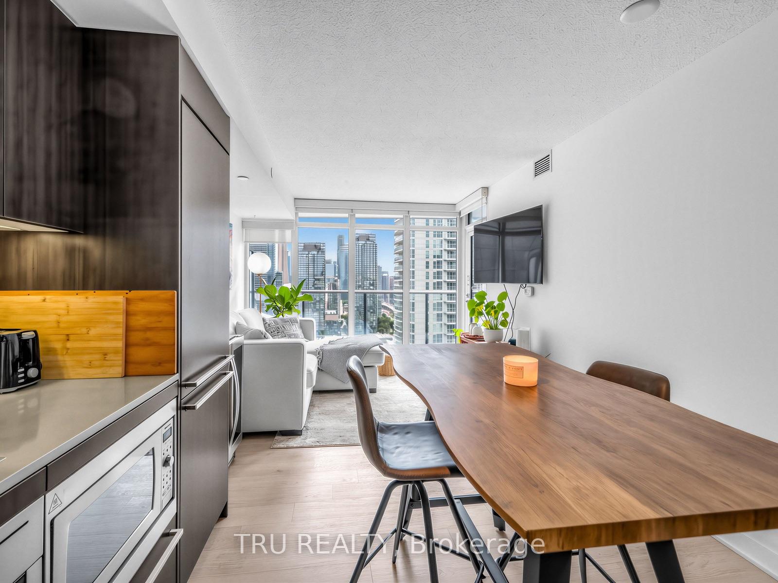 Photo 11 of Unit 3210, 70 Queens Wharf Road, Toronto, Waterfront Communities — HOMEH