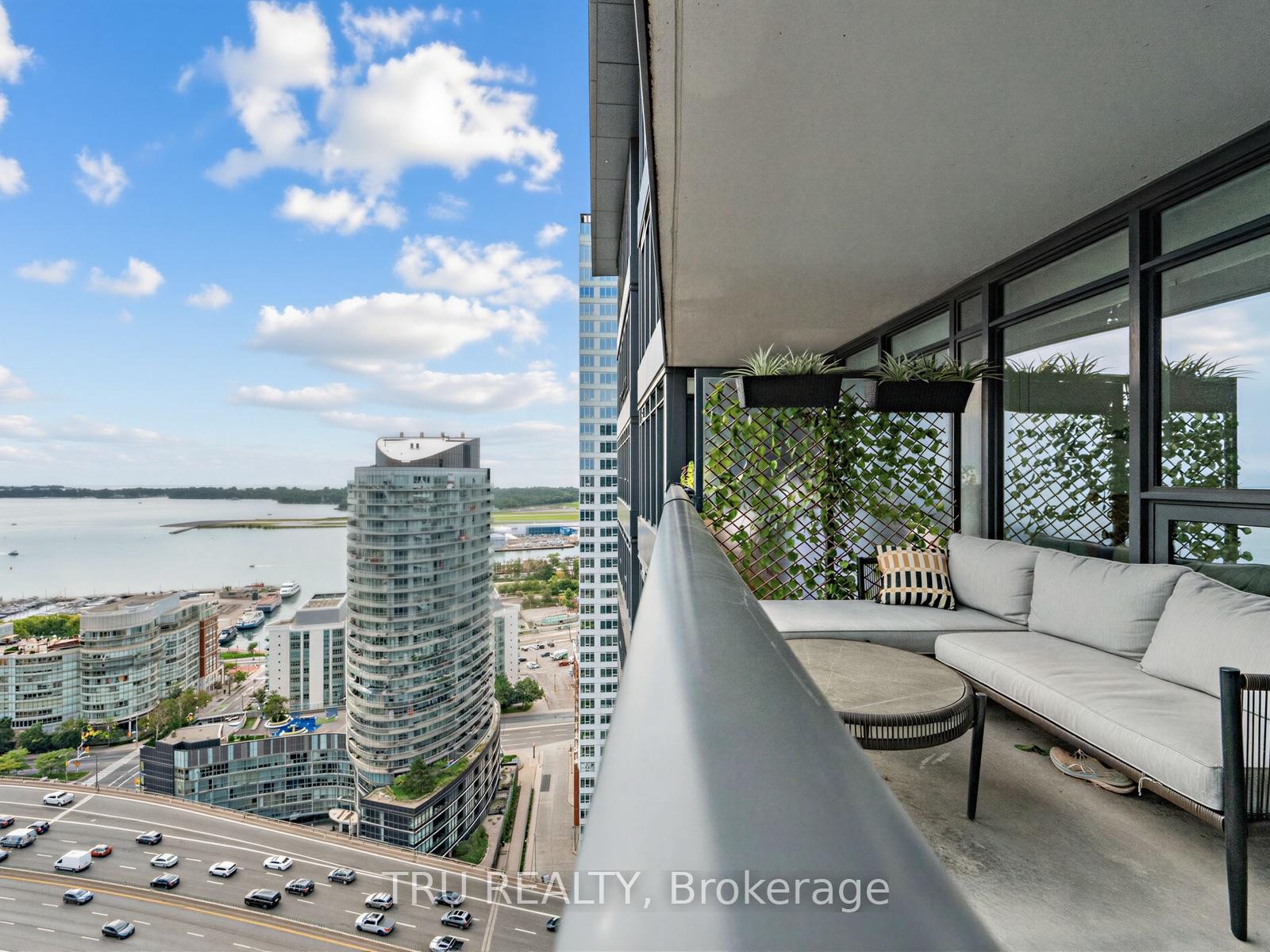 Photo 20 of Unit 3210, 70 Queens Wharf Road, Toronto, Waterfront Communities — HOMEH