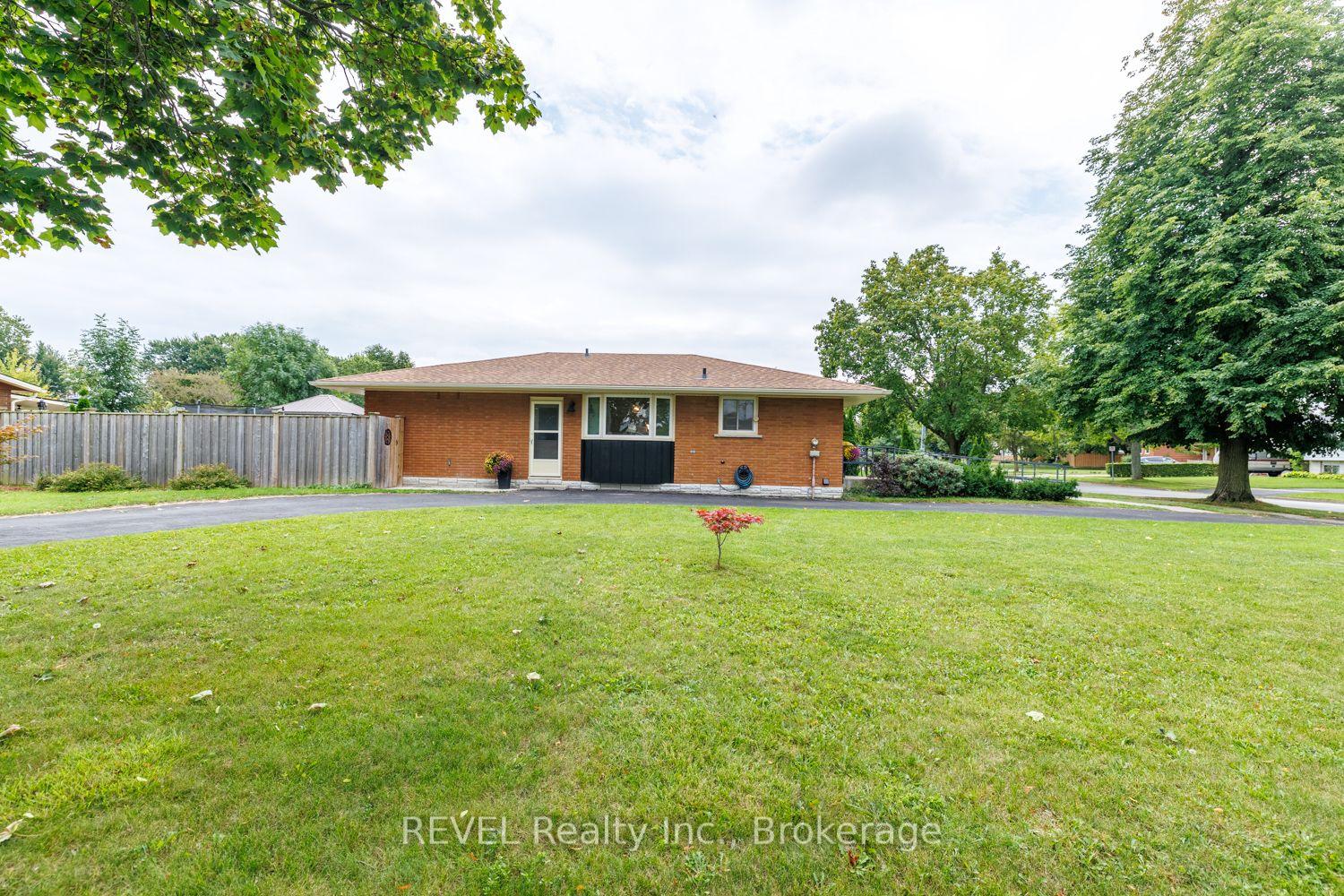 Photo 37 of 70 Champlain Avenue, Welland, N. Welland — HOMEH