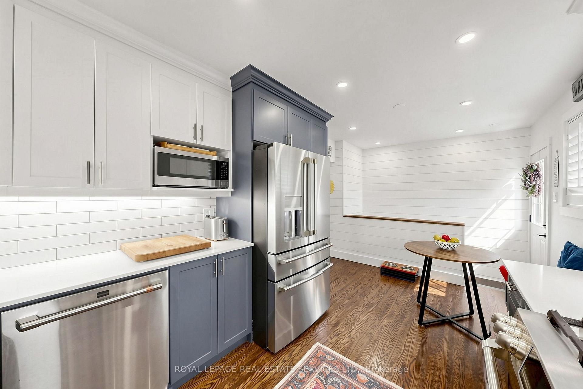 Photo 10 of 83 Delmar Drive, Hamilton, Buchanan — HOMEH