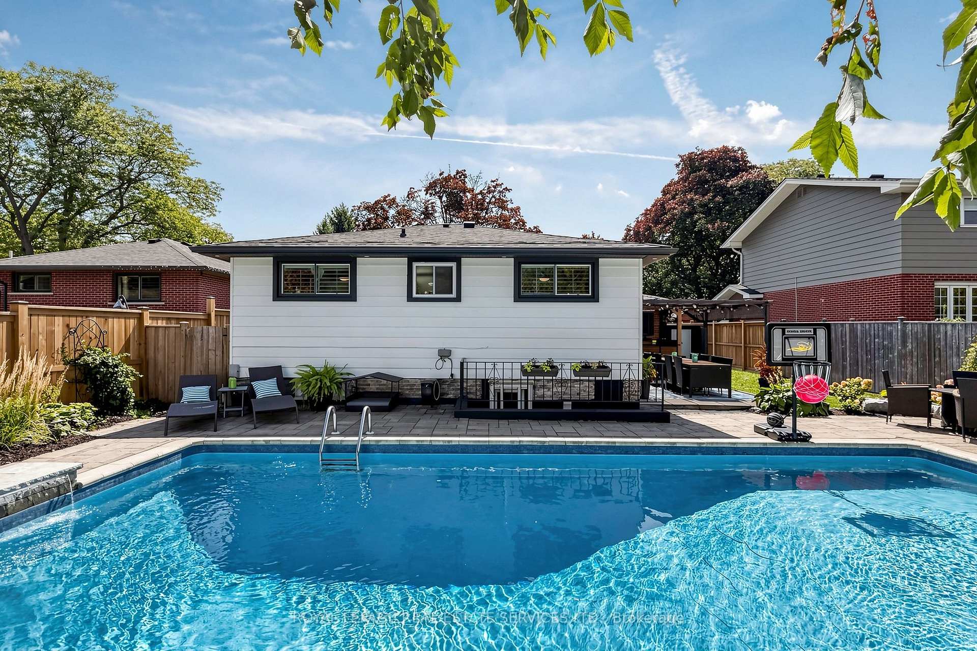Photo 43 of 83 Delmar Drive, Hamilton, Buchanan — HOMEH