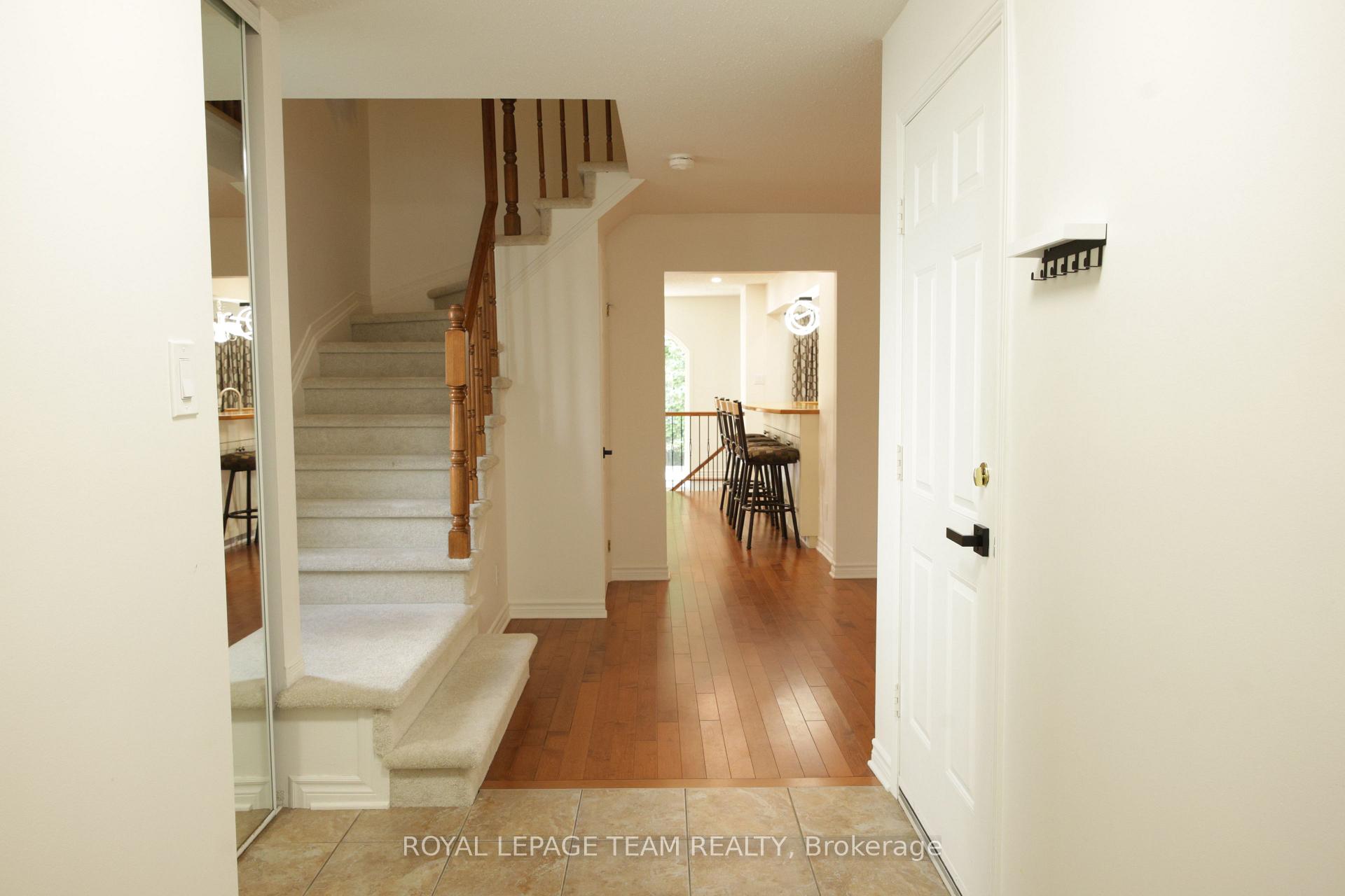 Photo 3 of 97 Springcreek Crescent, Ottawa, Fallowfield — HOMEH