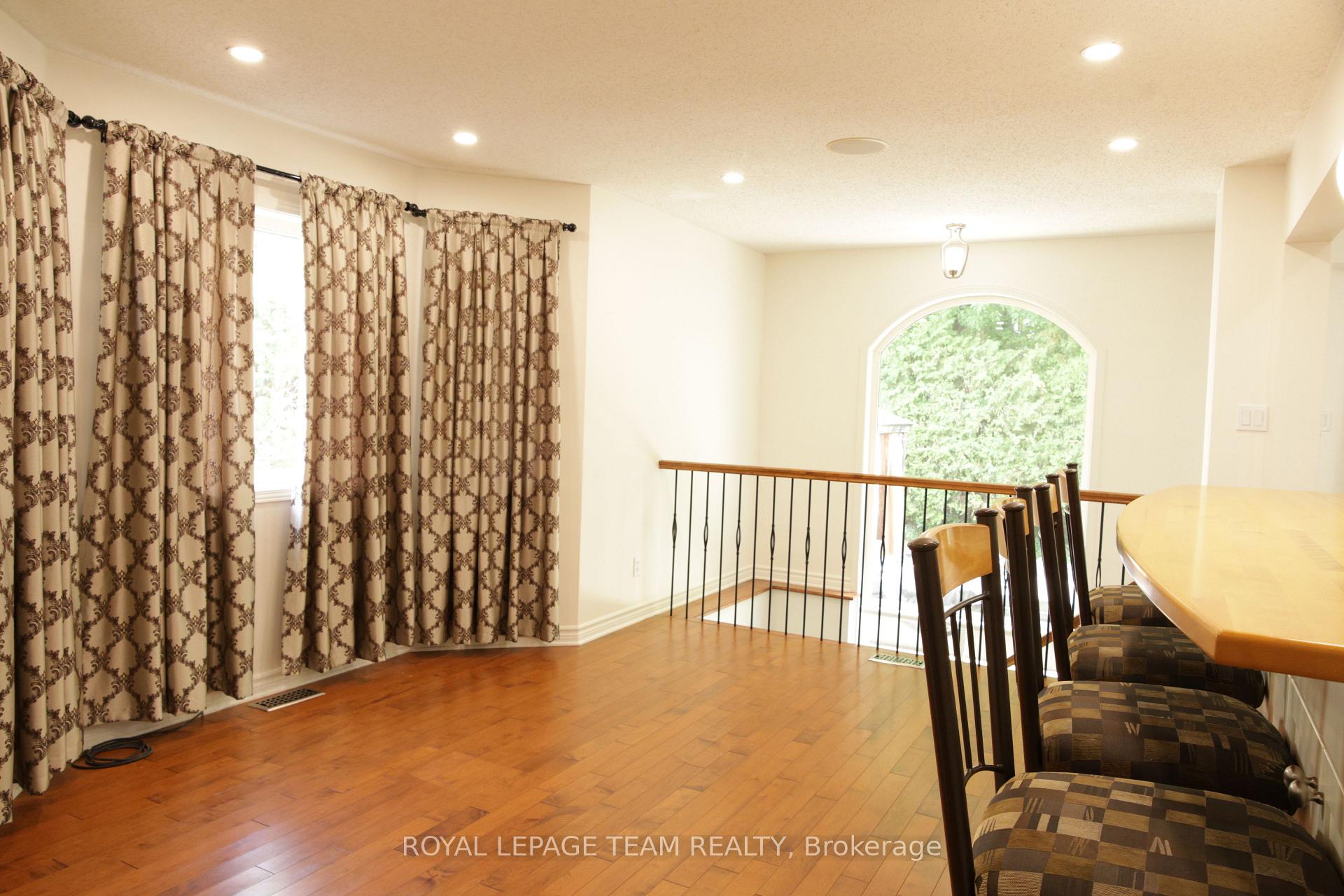 Photo 10 of 97 Springcreek Crescent, Ottawa, Fallowfield — HOMEH