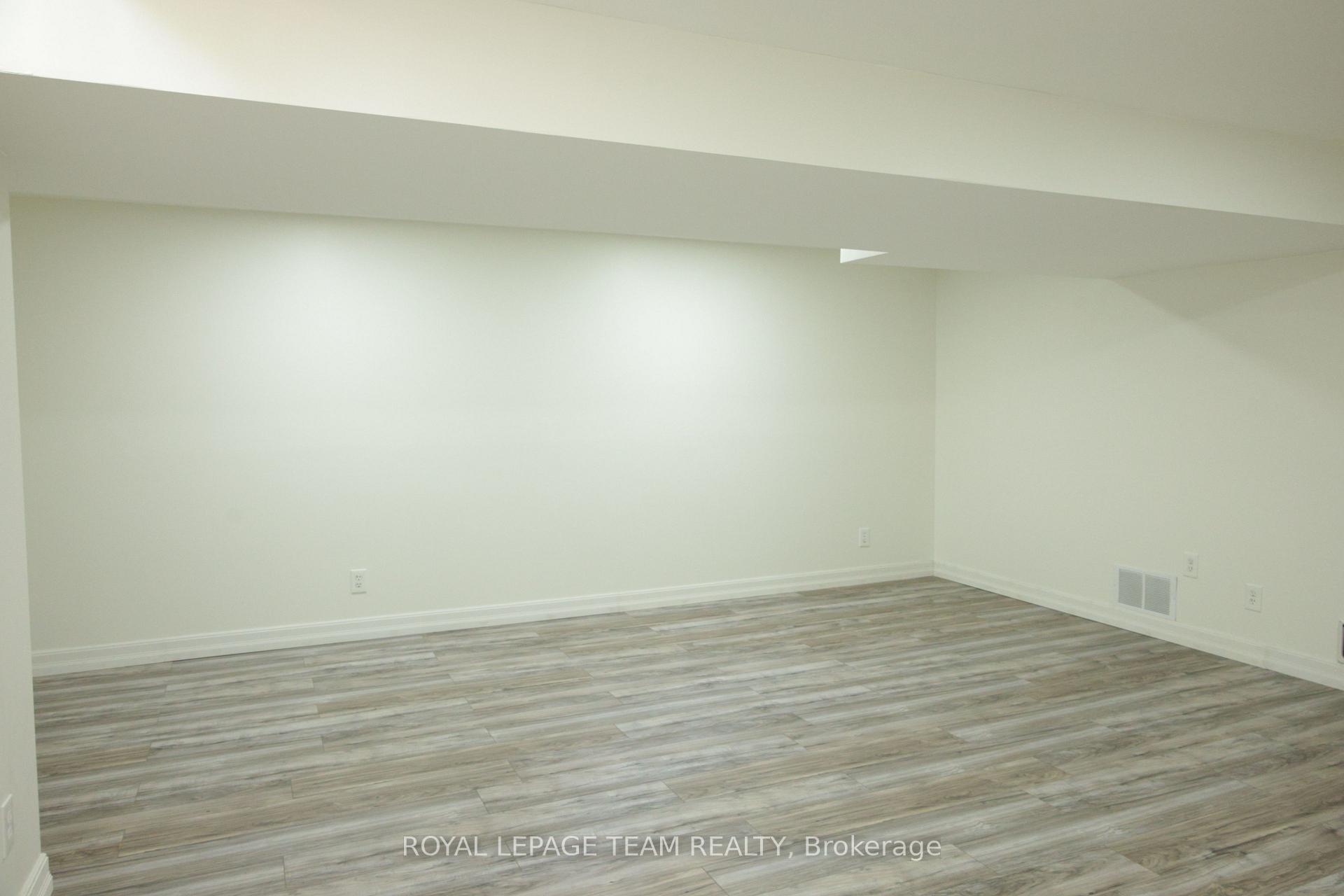 Photo 23 of 97 Springcreek Crescent, Ottawa, Fallowfield — HOMEH