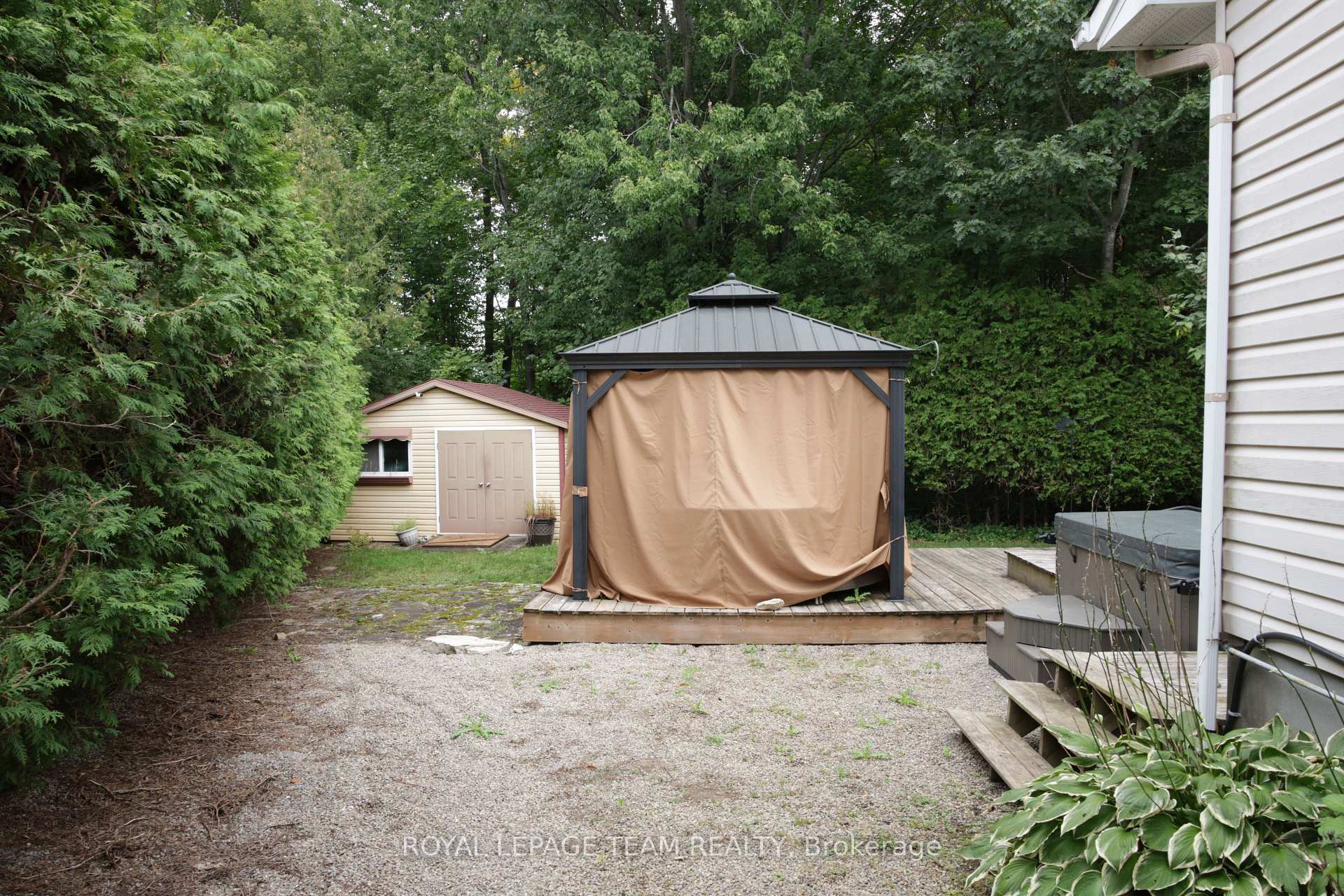 Photo 28 of 97 Springcreek Crescent, Ottawa, Fallowfield — HOMEH
