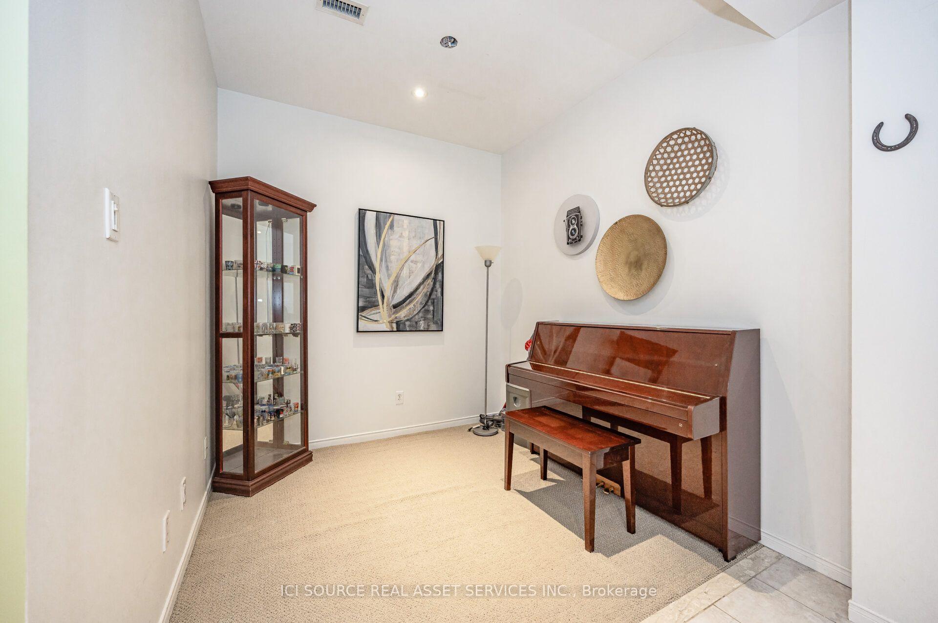 Photo 6 of Unit 308, 600 Eglinton Avenue E, Toronto, Mount Pleasant East — HOMEH
