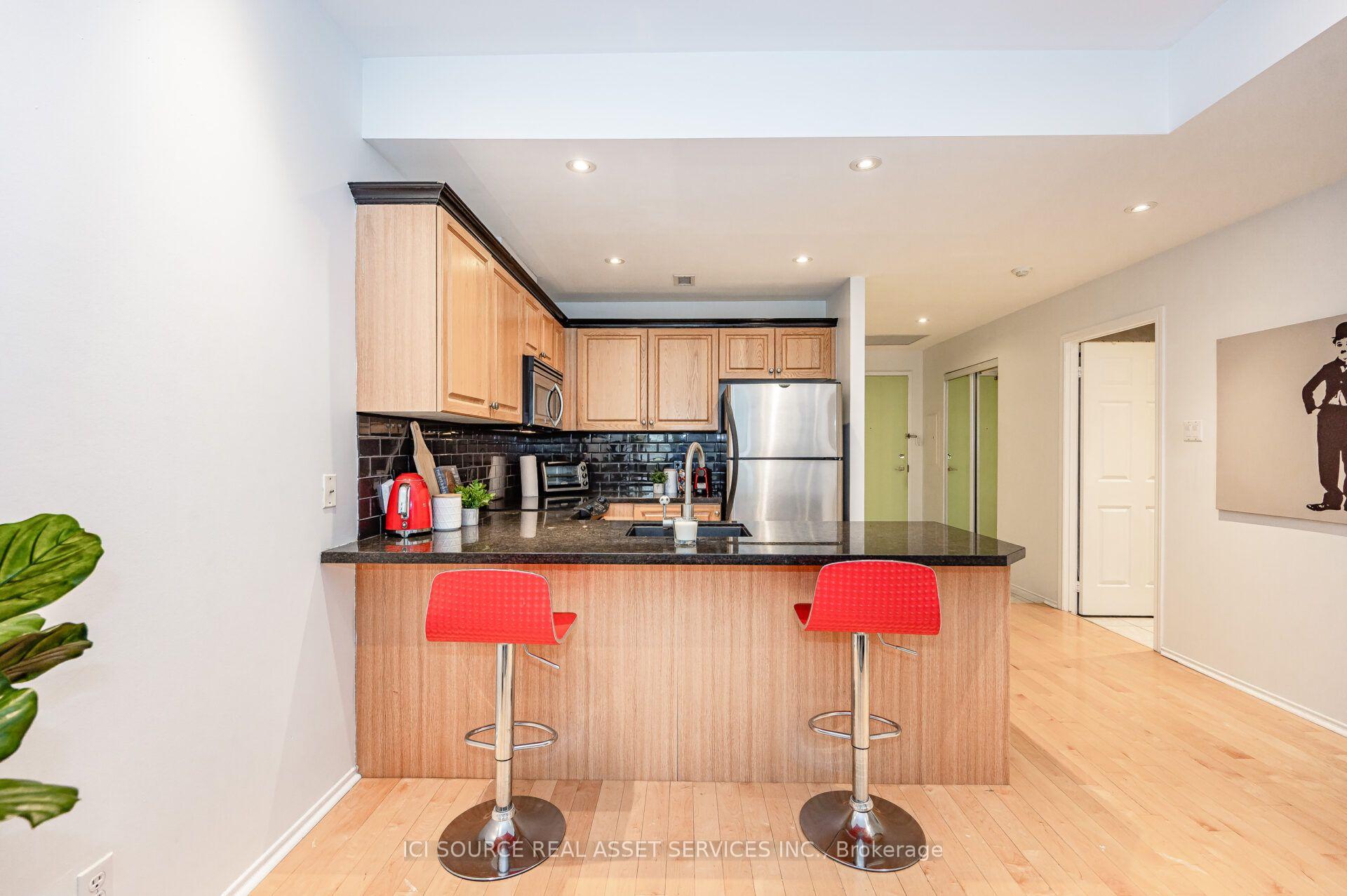 Photo 10 of Unit 308, 600 Eglinton Avenue E, Toronto, Mount Pleasant East — HOMEH