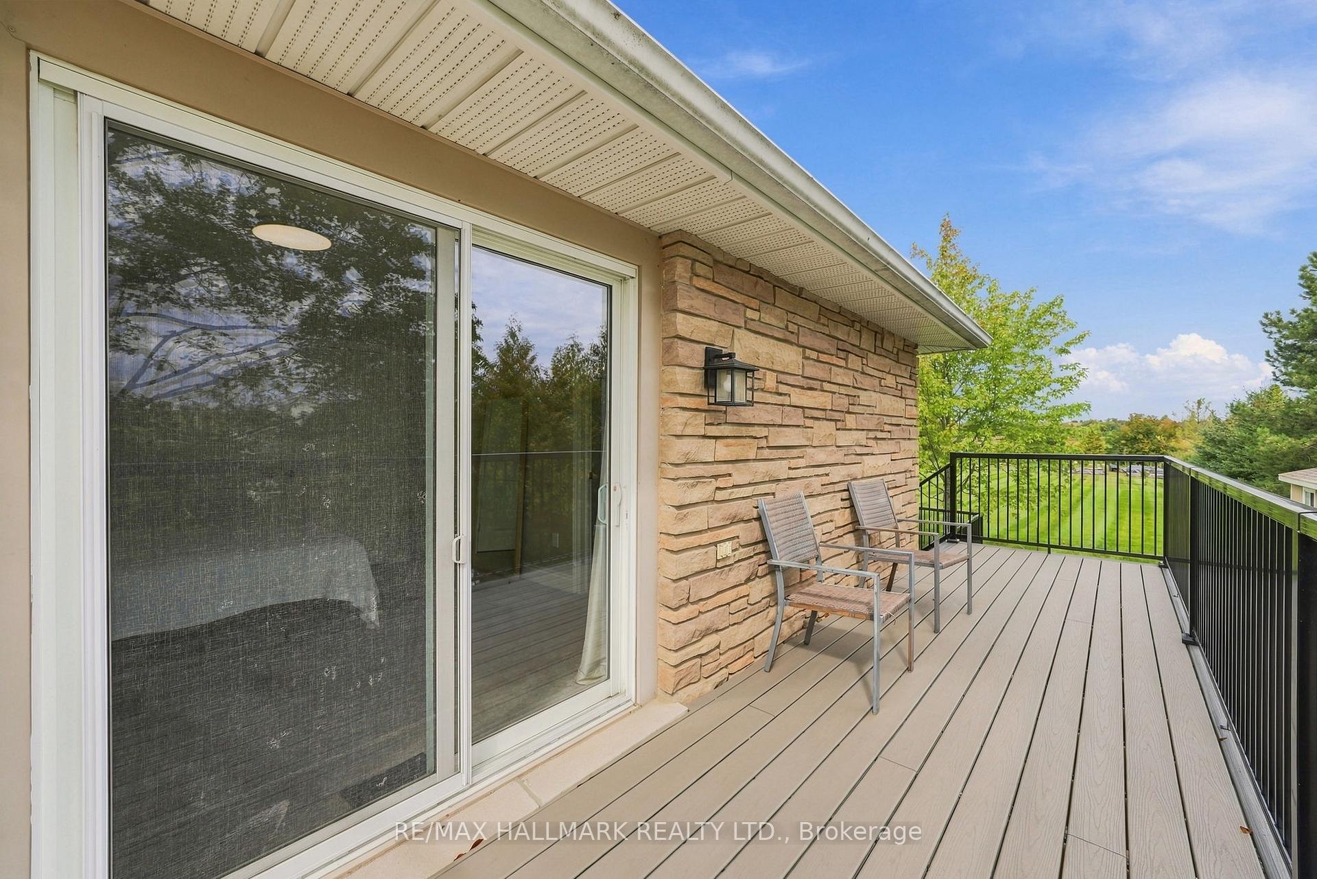 Photo 24 of 166 Hillcrest Drive, East Gwillimbury, Holland Landing — HOMEH
