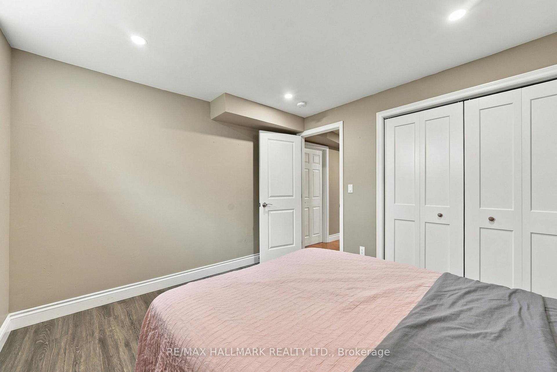 Photo 33 of 166 Hillcrest Drive, East Gwillimbury, Holland Landing — HOMEH