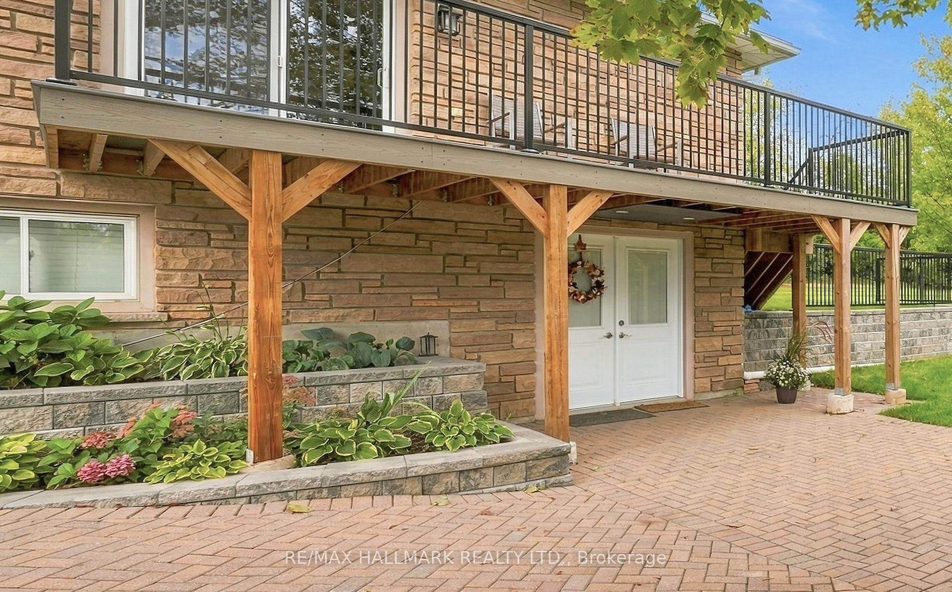 Photo 38 of 166 Hillcrest Drive, East Gwillimbury, Holland Landing — HOMEH