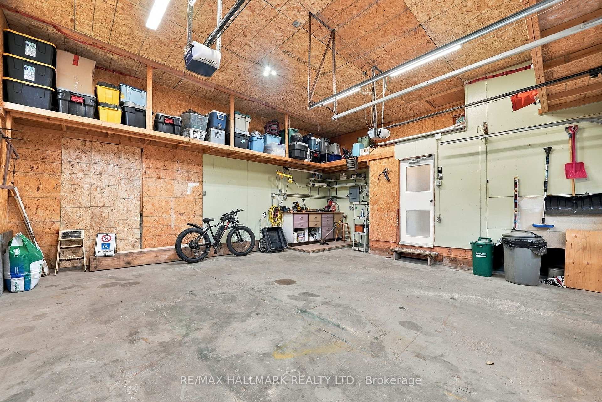 Photo 42 of 166 Hillcrest Drive, East Gwillimbury, Holland Landing — HOMEH
