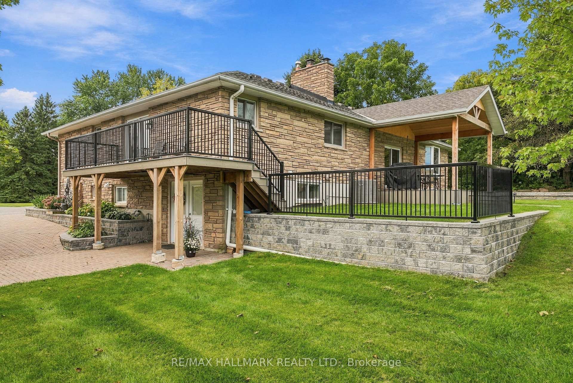 Photo 45 of 166 Hillcrest Drive, East Gwillimbury, Holland Landing — HOMEH
