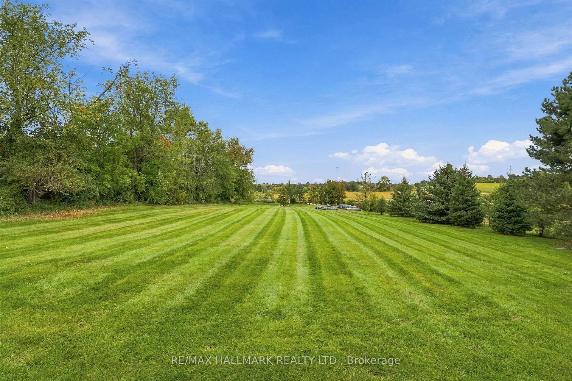 Photo 47 of 166 Hillcrest Drive, East Gwillimbury, Holland Landing — HOMEH