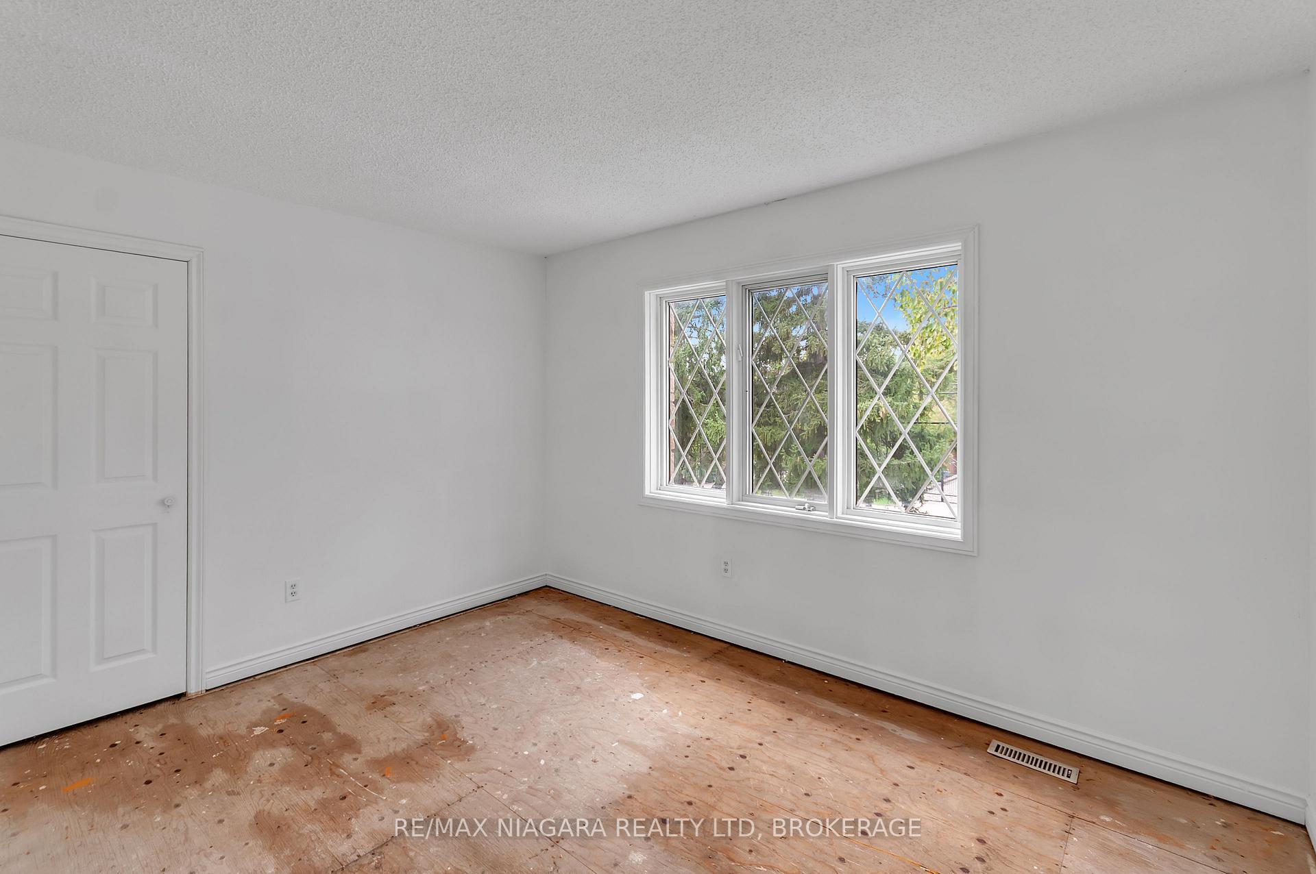 Photo 54 of 7849 Ninth Line, Markham, Box Grove — HOMEH